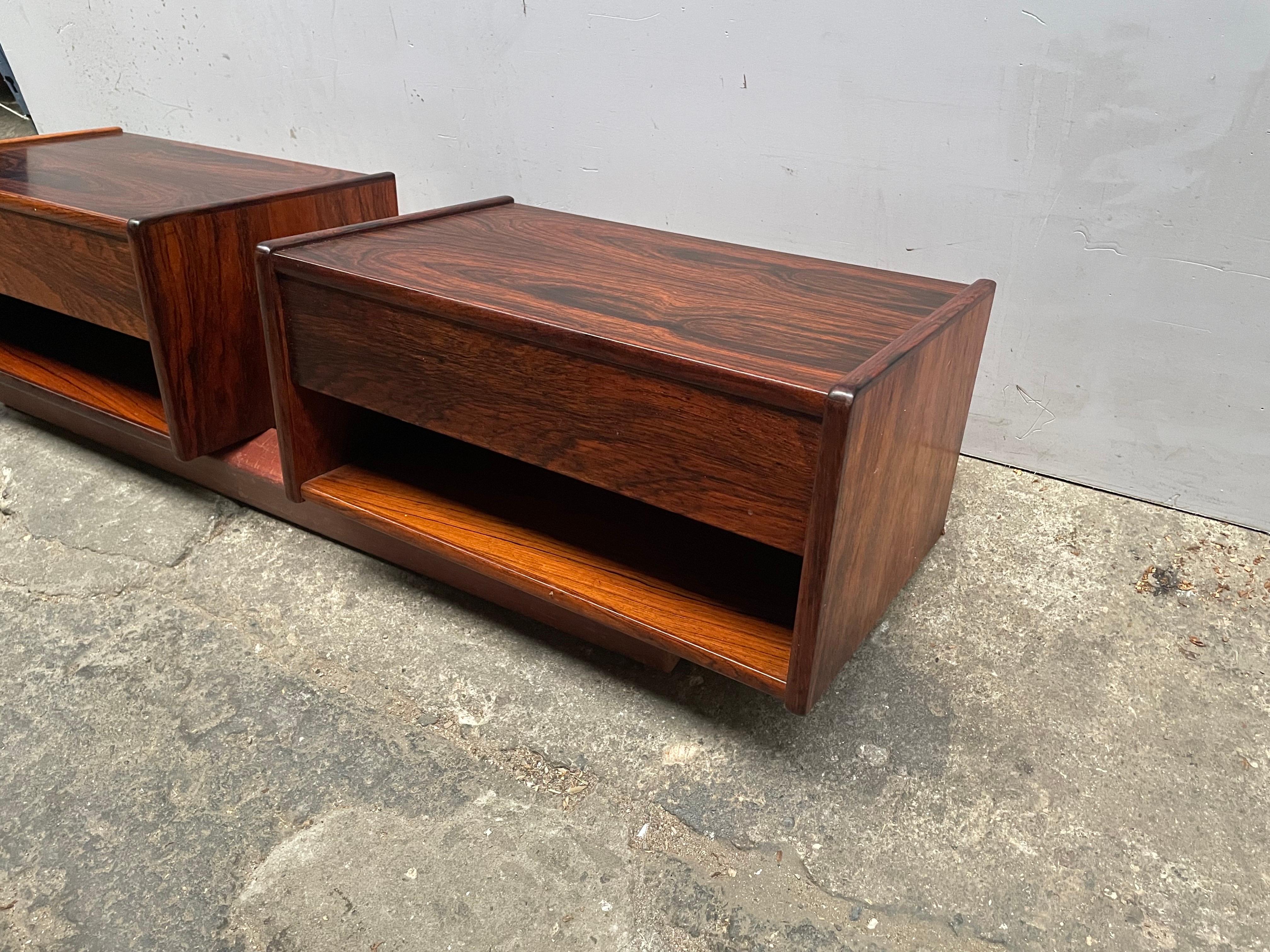 Mid-Century Modern A pair of beautiful Danish floating night stands from the 1960´s