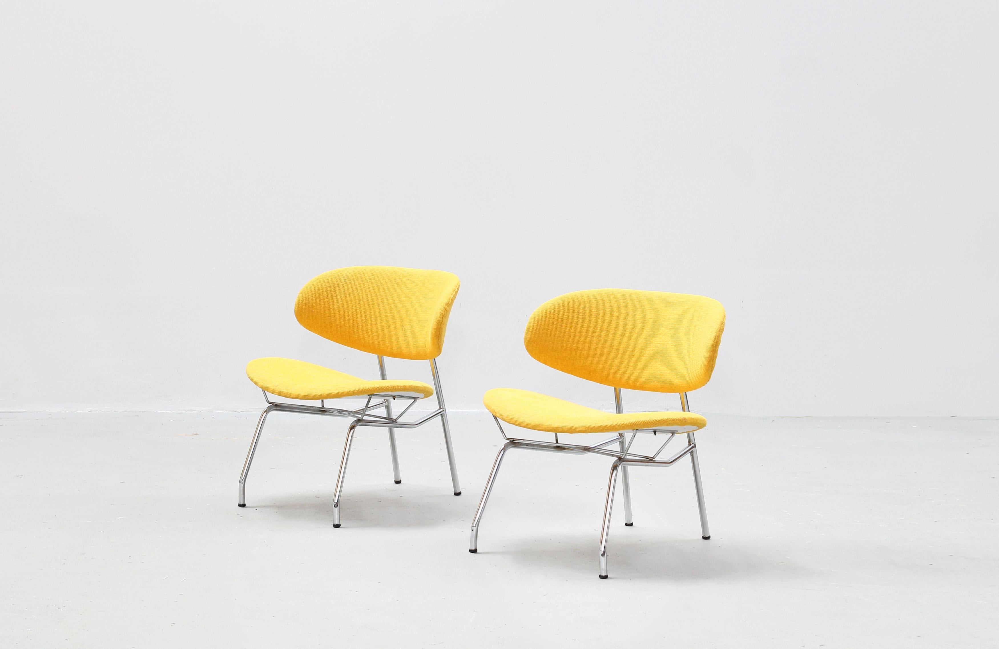 Pair of Beautiful Italian Lounge Chairs by Rino Vernuccio, Italy, 1960 In Good Condition In Berlin, DE