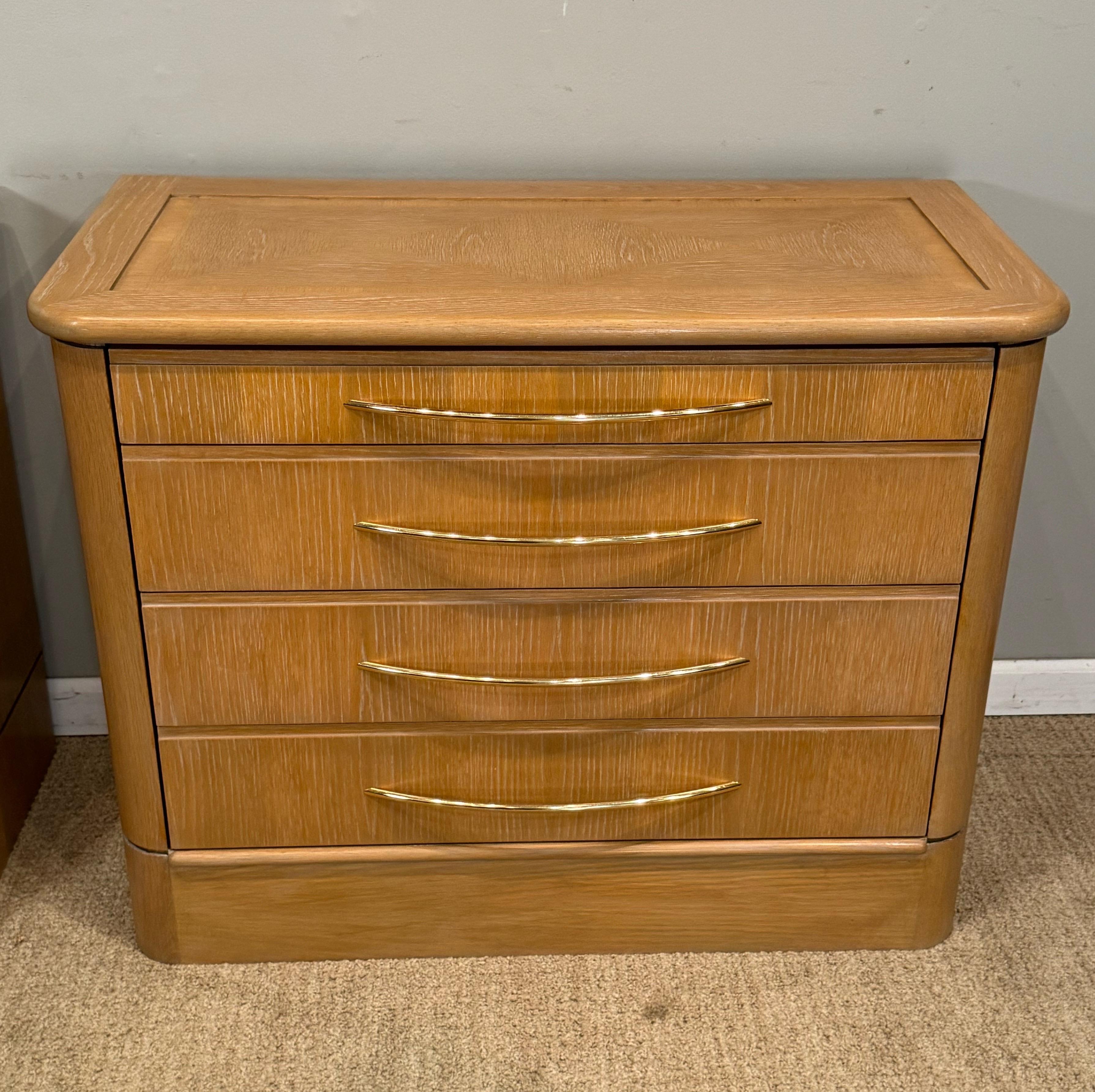 A Pair of Bedside Chests  For Sale 3