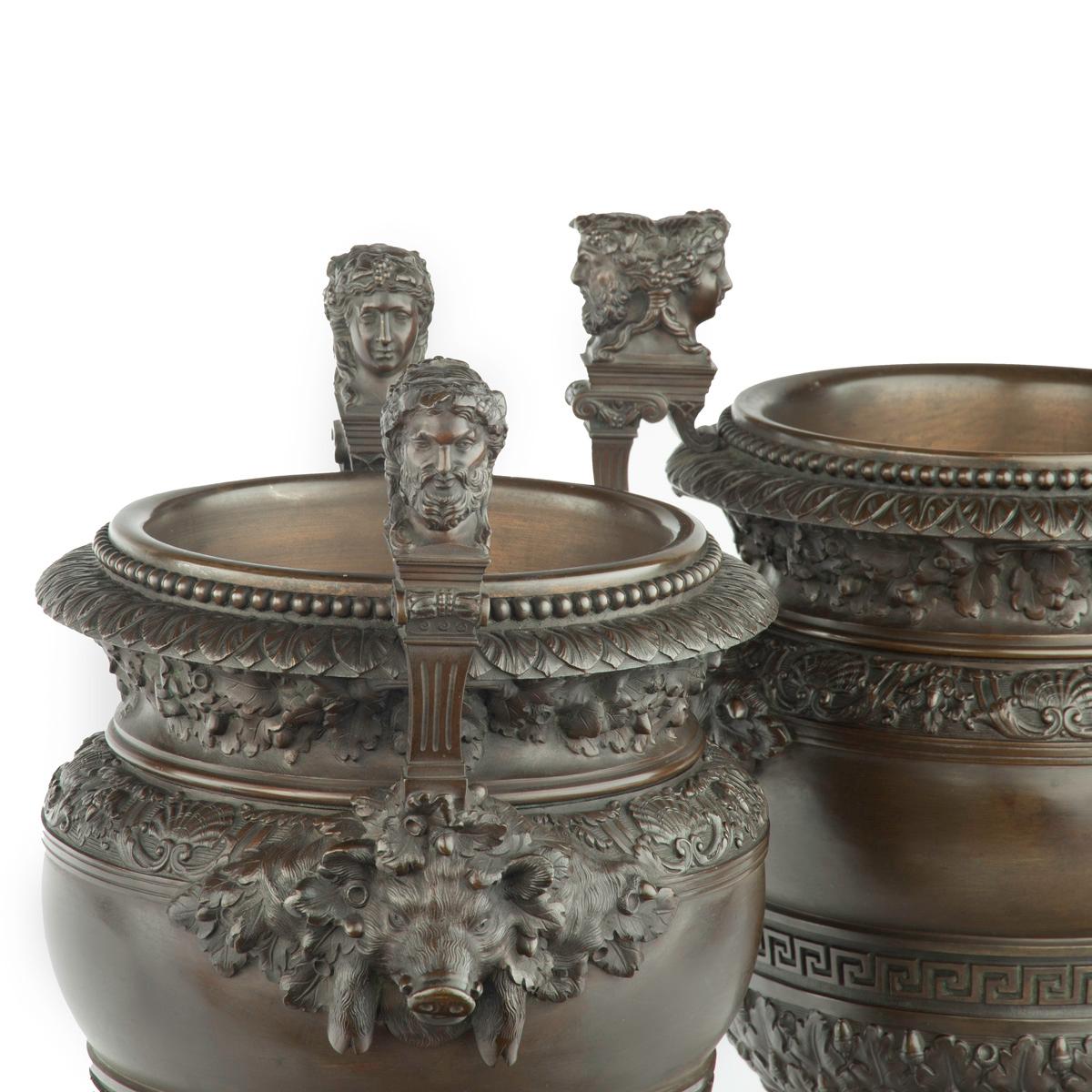 A pair of Belgian bronze urns by Luppens, Brussels For Sale 6