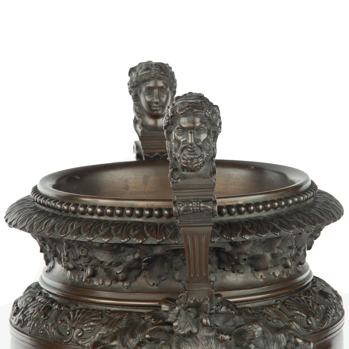 A pair of Belgian bronze urns by Luppens, Brussels For Sale 2