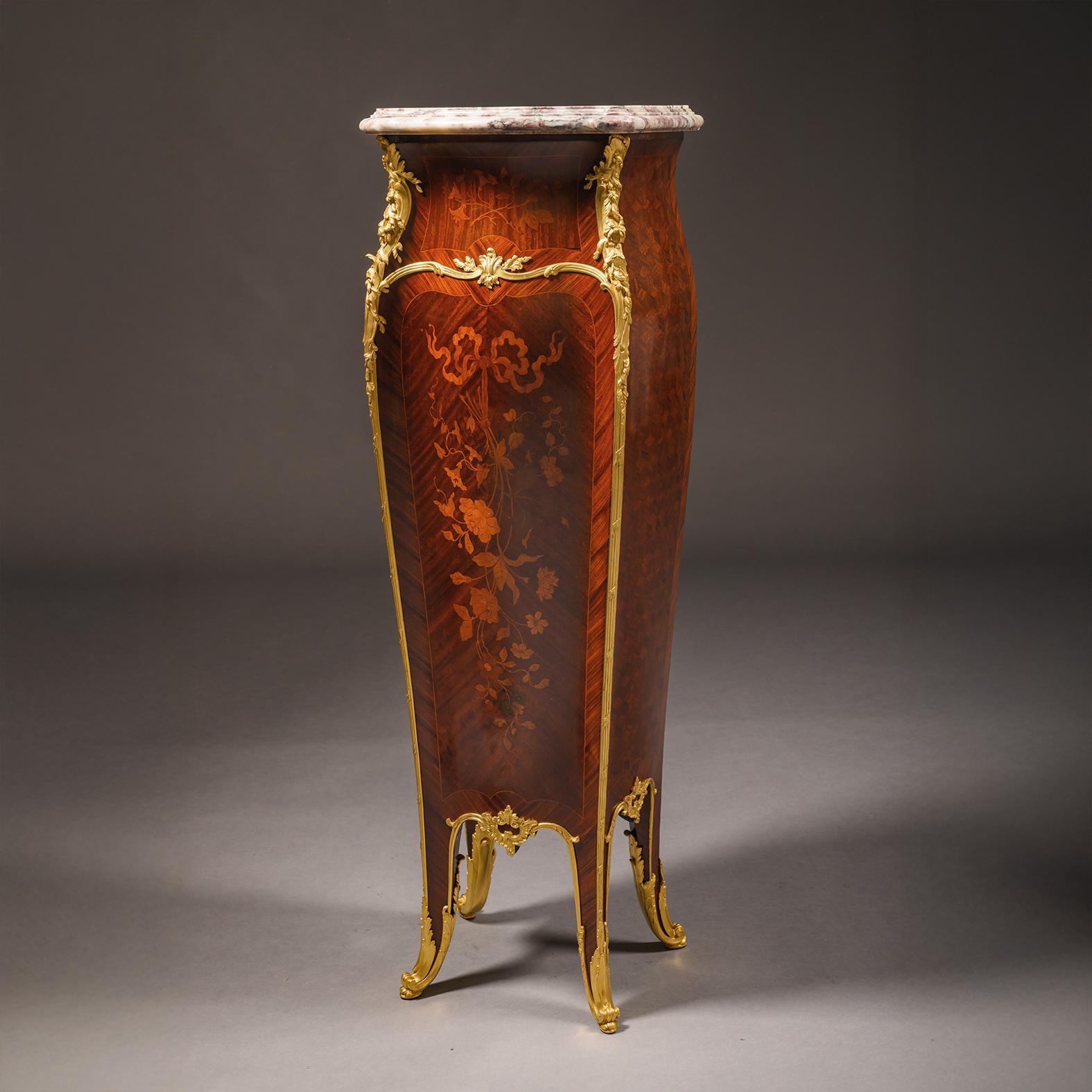 French A Pair Of Belle Epoque Marquetry Pedestals, By François Linke, Paris For Sale