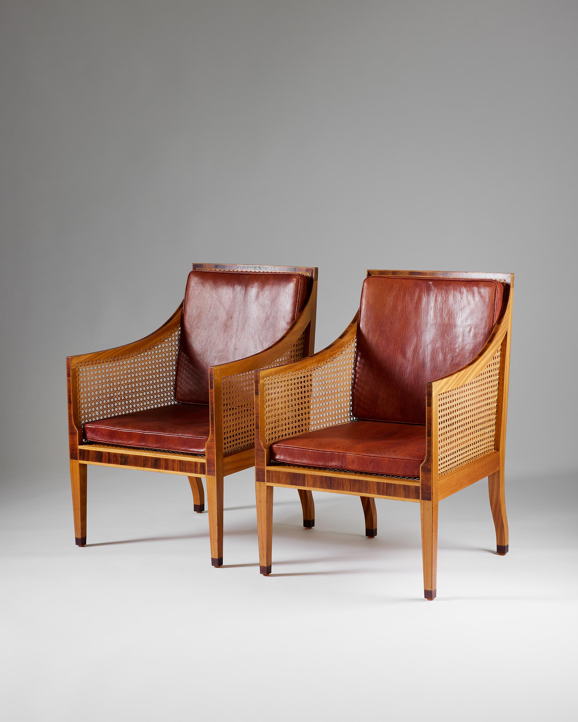 Scandinave moderne Paire de chaises Bergère conçues par Kaare Klint pour Rud Rasmussen. en vente