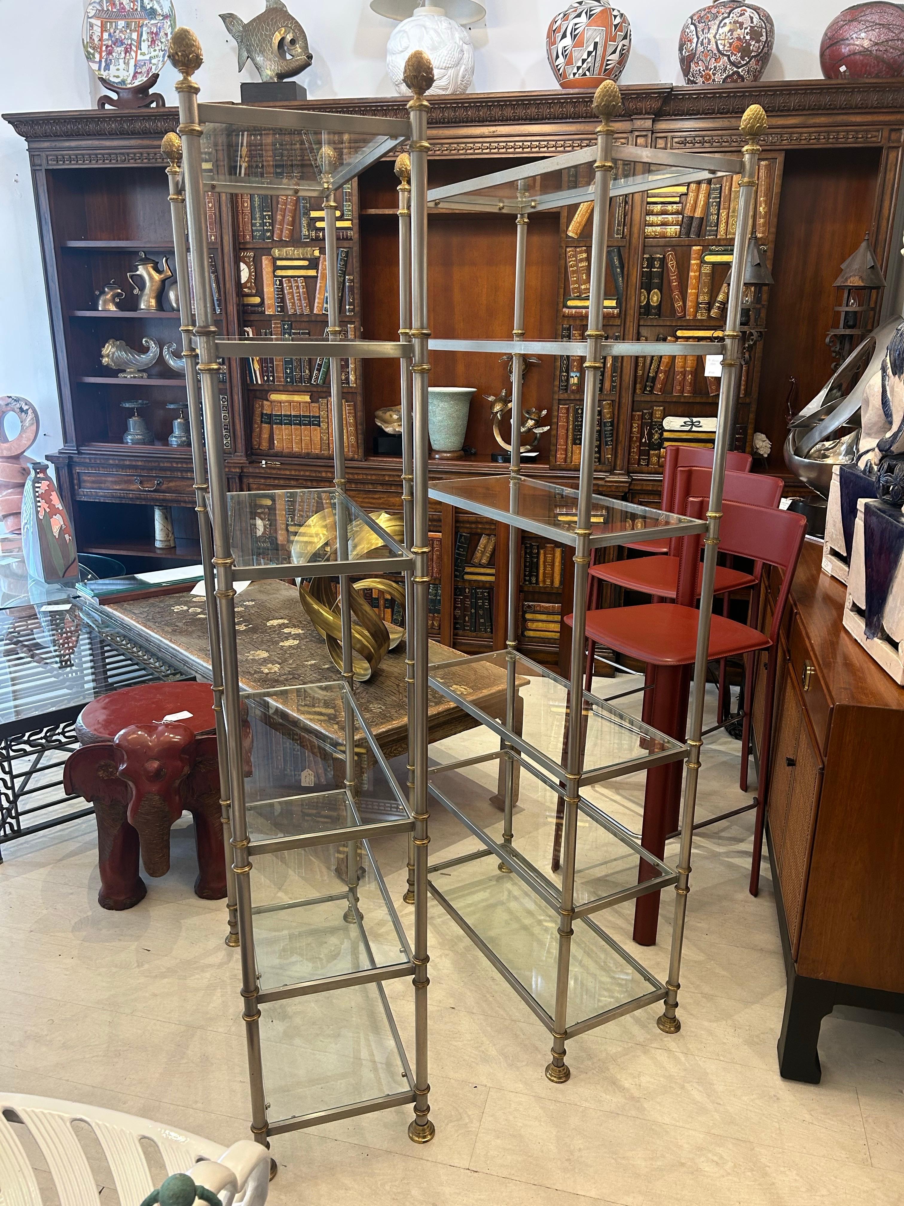 Una coppia di comodini Bernhardt Salka in cristallo di selenite in vendita 9