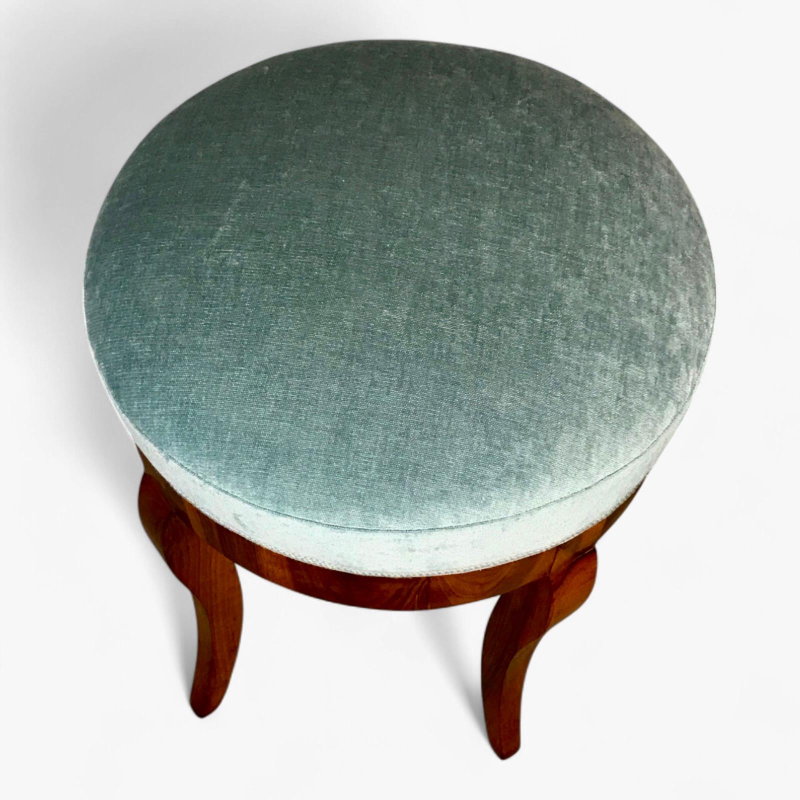 German A Pair of Biedermeier Stools, 1820, Walnut Veneer, Refinished For Sale