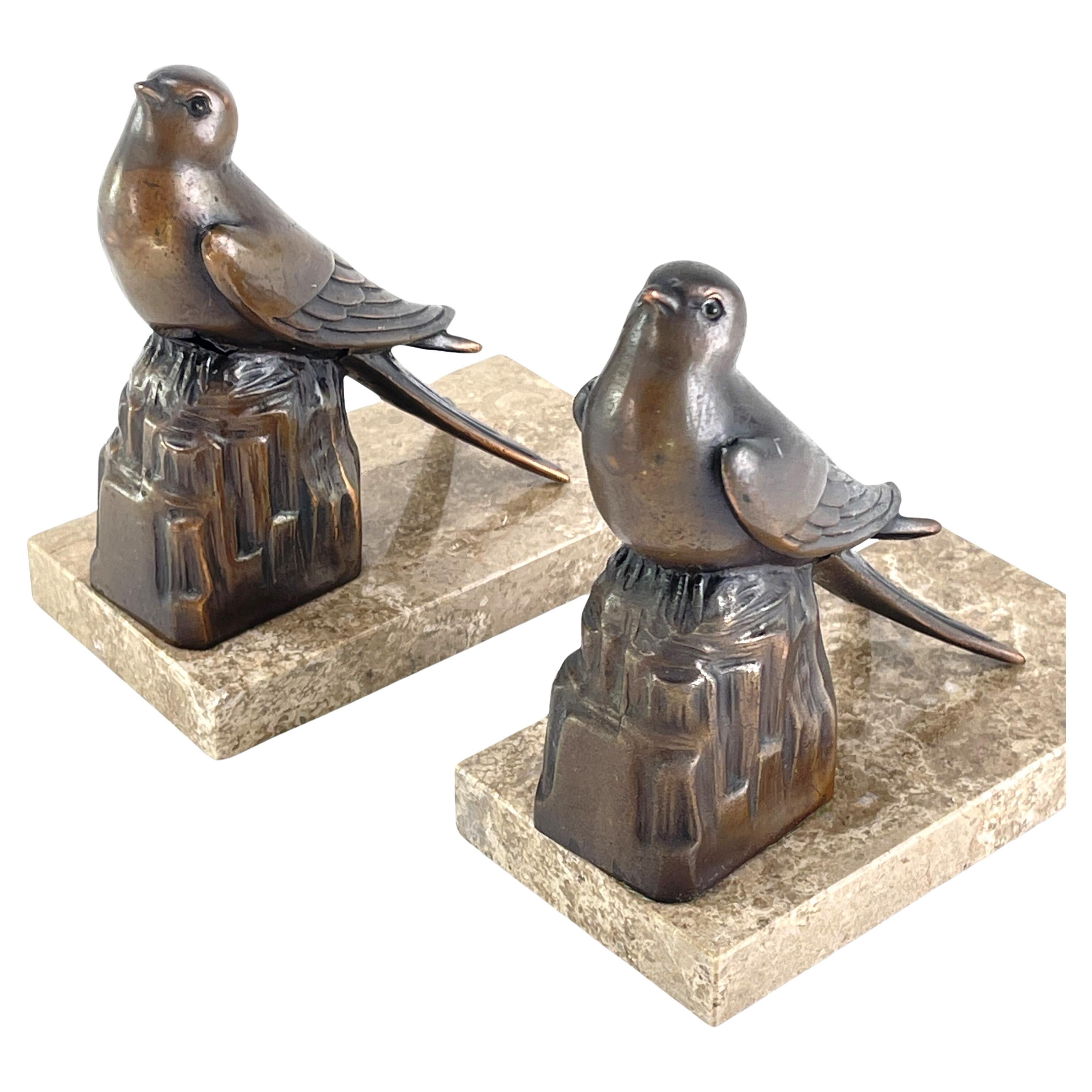 Ein Paar Vogel-Buchstützen ART DECO, 1930er Jahre im Angebot