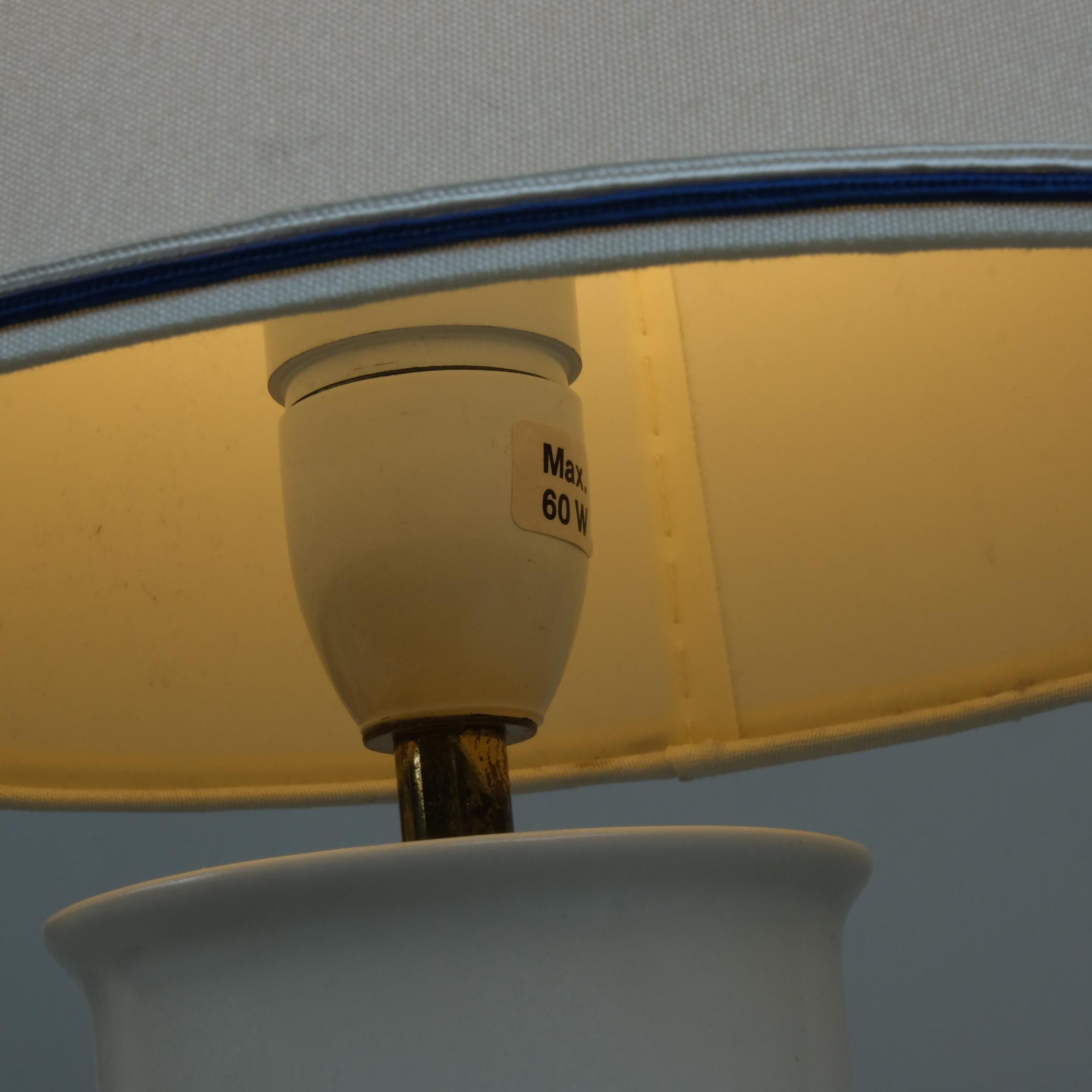 Paire de lampes de bureau 'Pansy' de Birger Kaipiainen en édition limitée, Arabia 1980 Bon état - En vente à Helsinki, FI