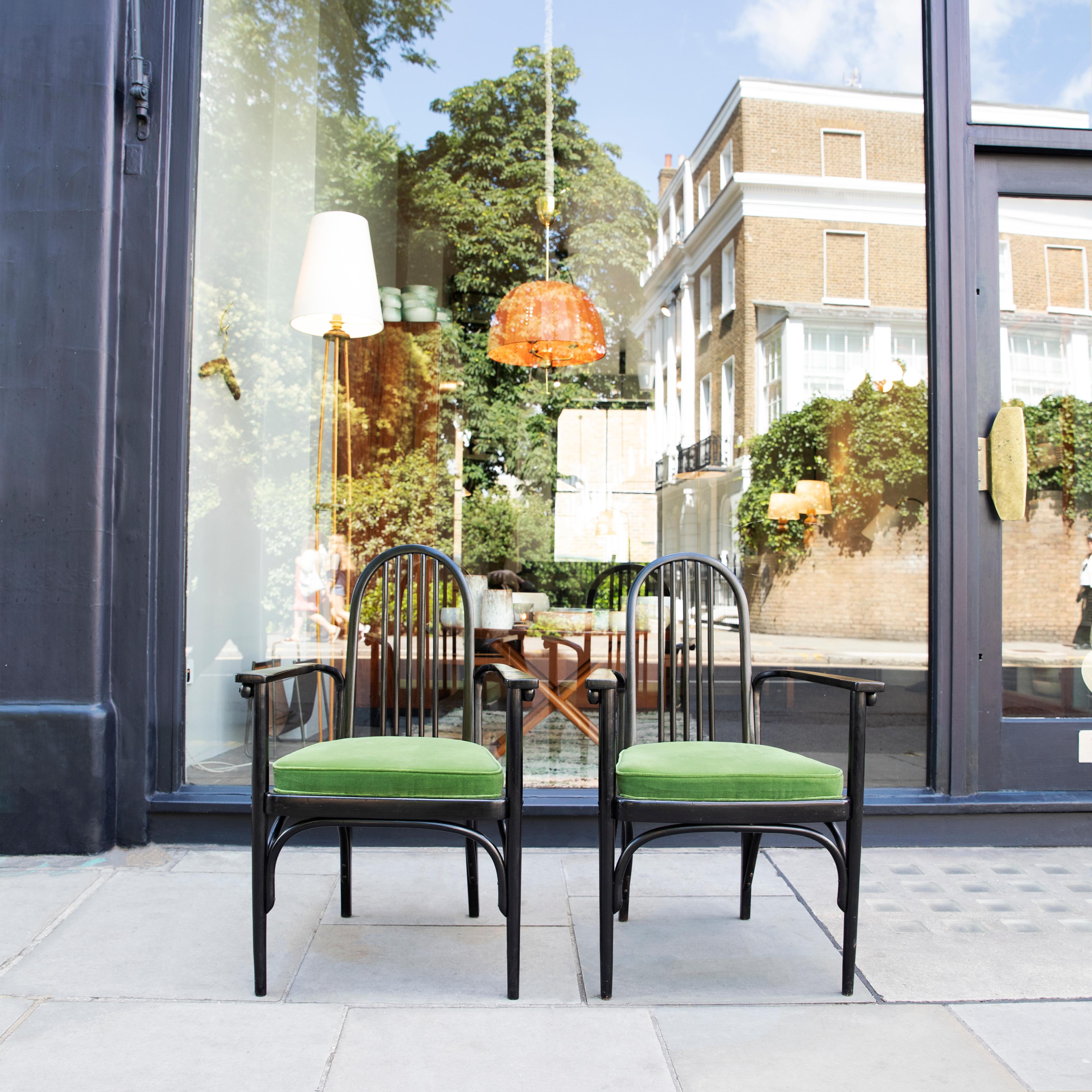 Pair of Black Lacquered Bentwood Armchairs by J & J Kohn, circa 1910 In Good Condition In London, GB