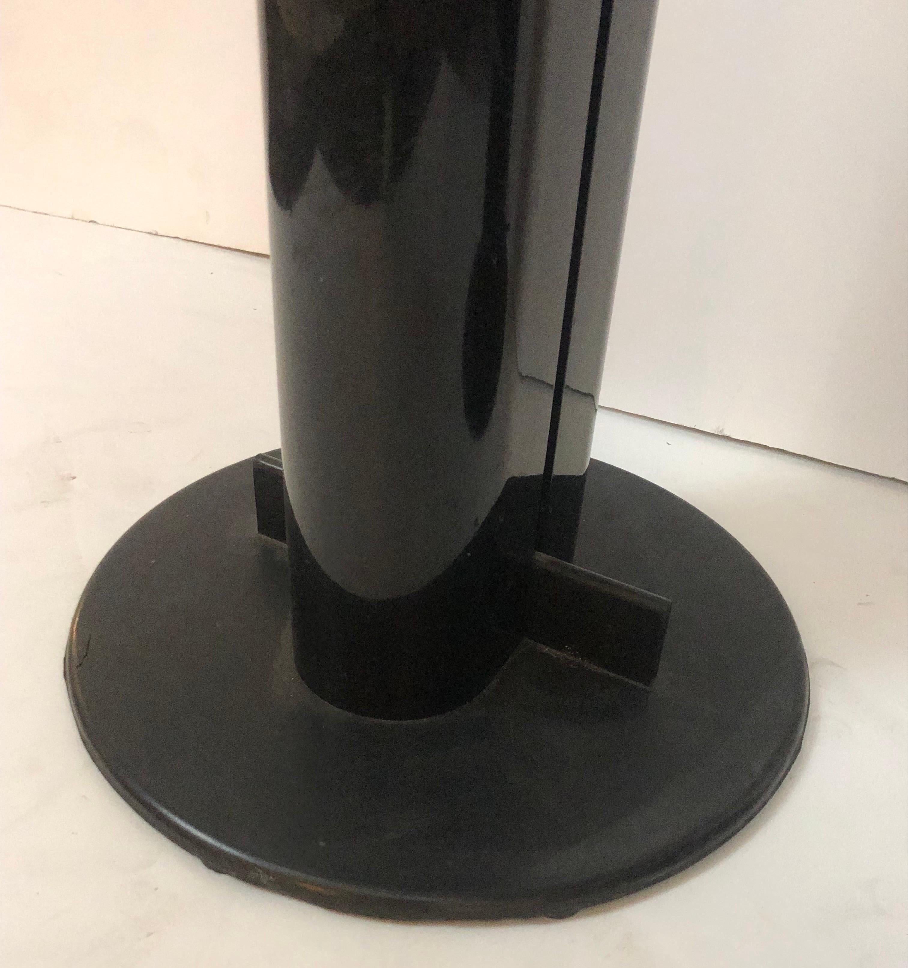 Pair of Black Megaron Lamps by Gianfranco Frattini for Artemide  For Sale 8