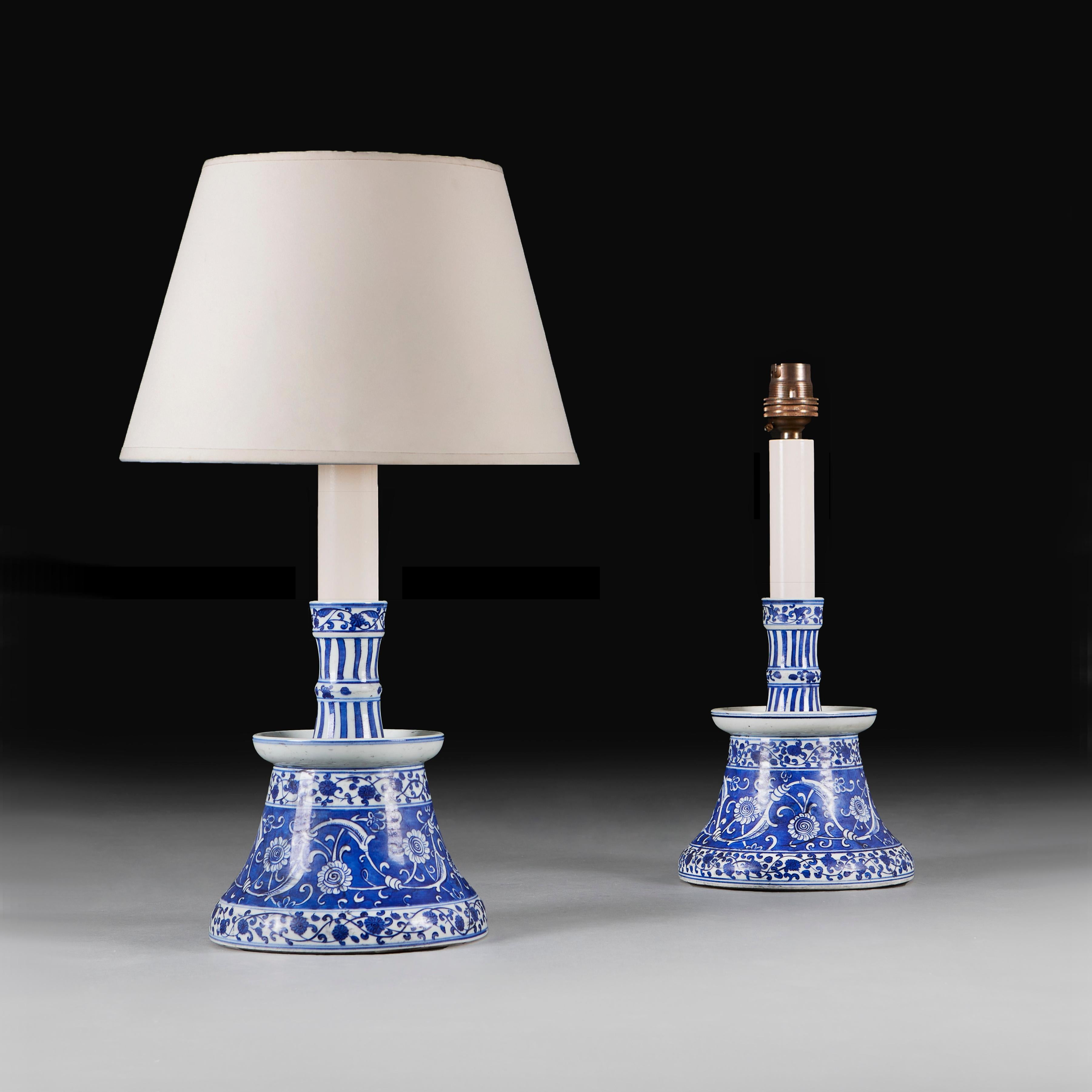 A Pair of Blue and White Iznik Style Candlestick Table Lamps In Good Condition In London, GB