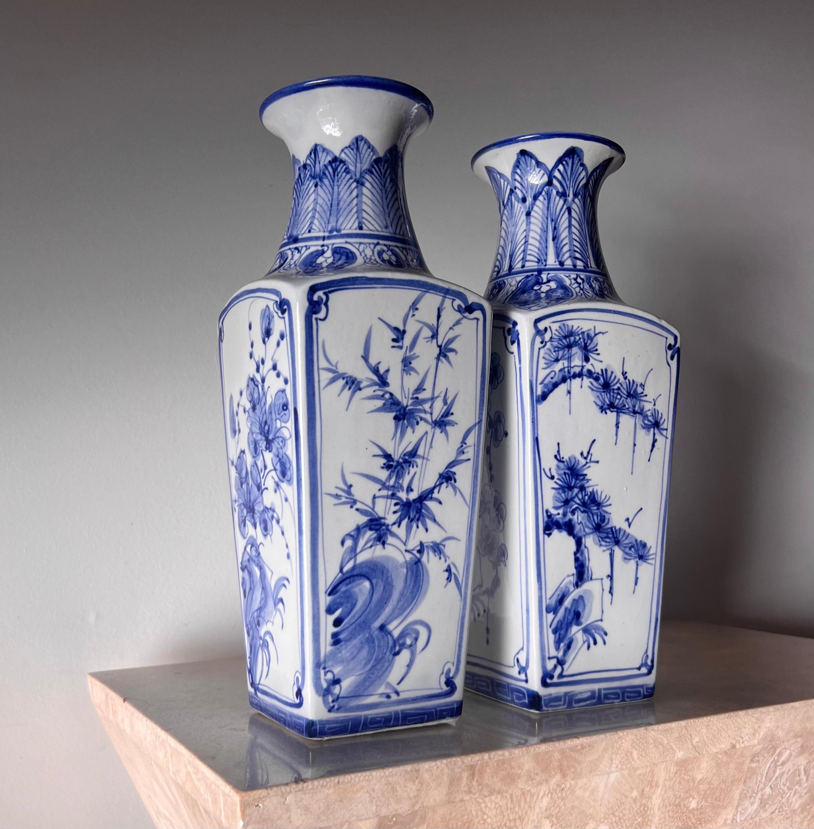 Paar blau-weiße chinesische Balustervasen aus Porzellan, frühes 20. Jahrhundert  im Angebot 11