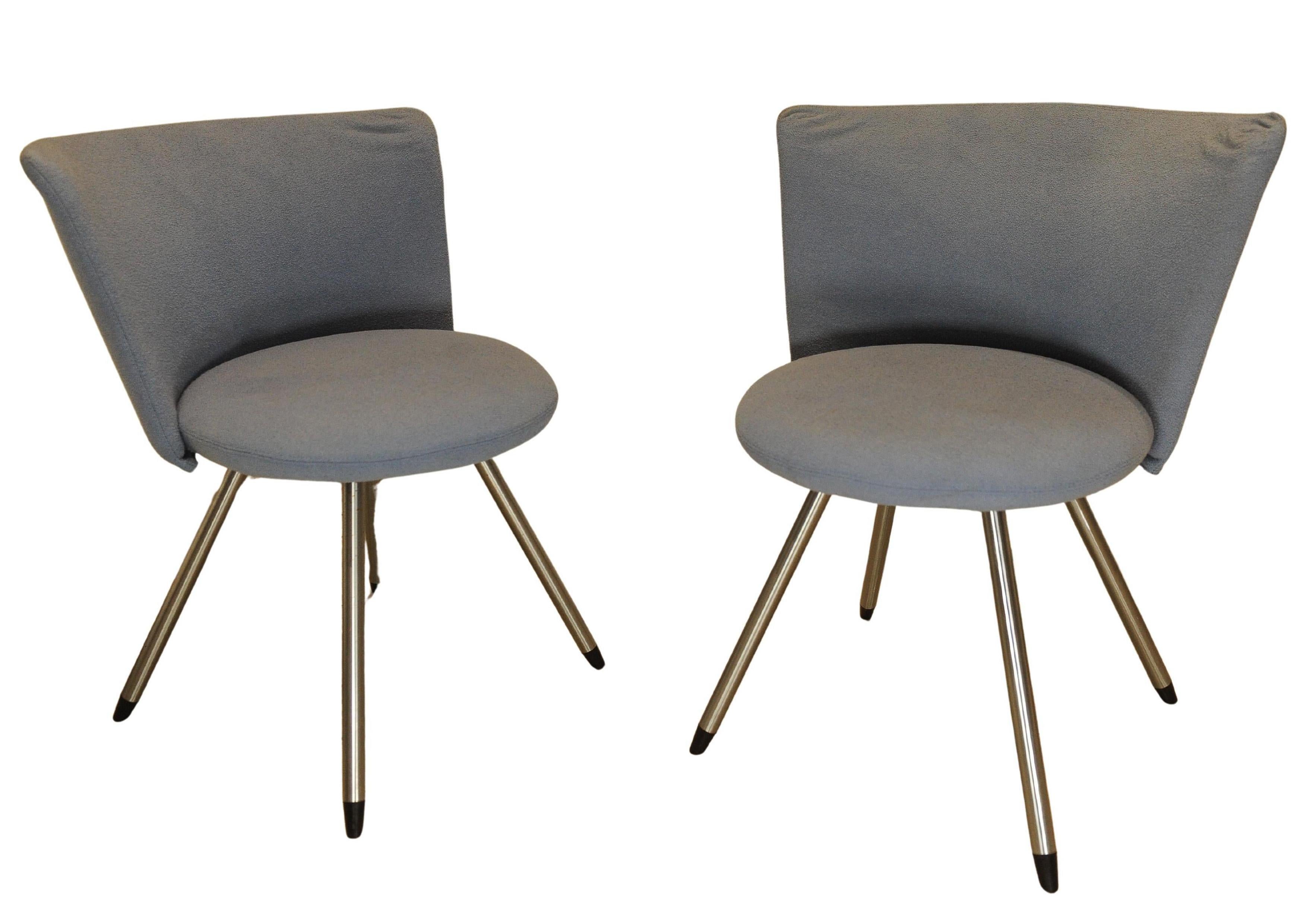 Danese Coppia di sedie da cocktail blu modello Ej11 di Erik Jorgensen in vendita