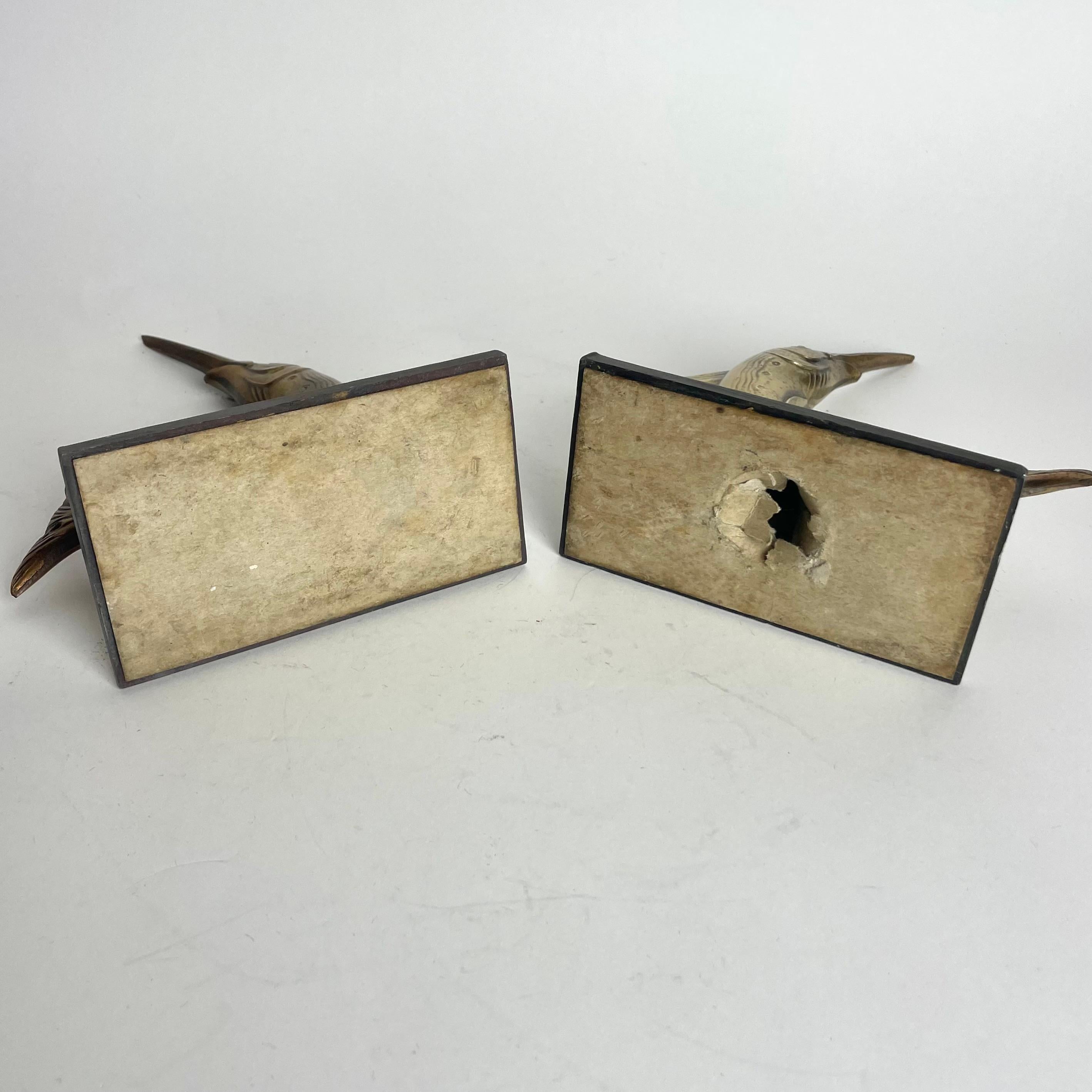 Paire de serre-livres en forme de épée de mer des années 1940 en vente 1