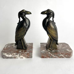 Ein Paar Buchstützen mit Vögeln signiert Jamar in der Zeit der Art Deco aus den 1930er Jahren
