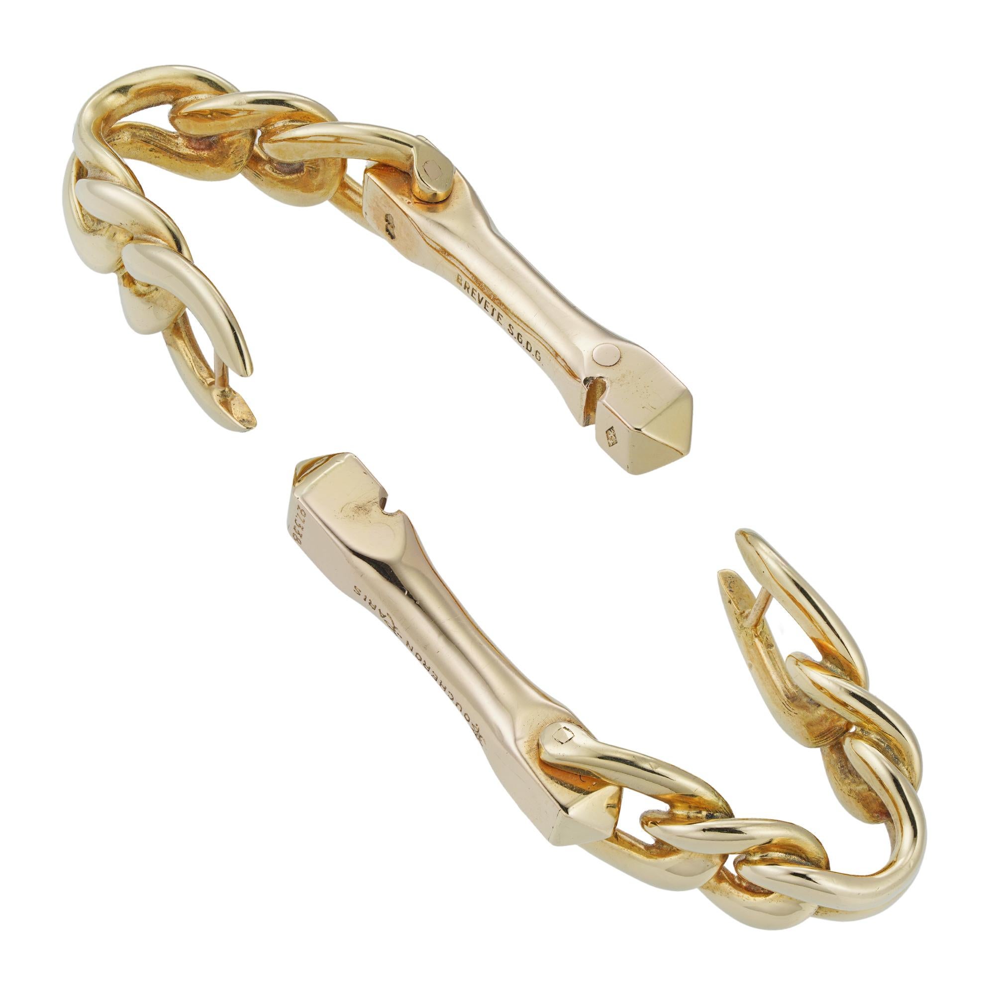 Art Deco A Pair Of Boucheron Heavy Chain Stirrup Gold Cufflinks