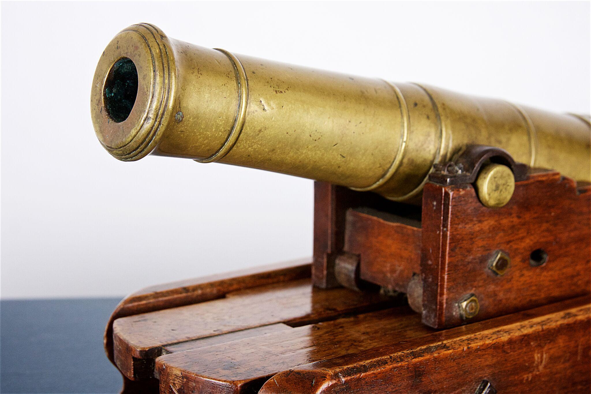 Pair of 19th Century Models of 32-Pounder Canon on Mahogany Elevating Carriages 1