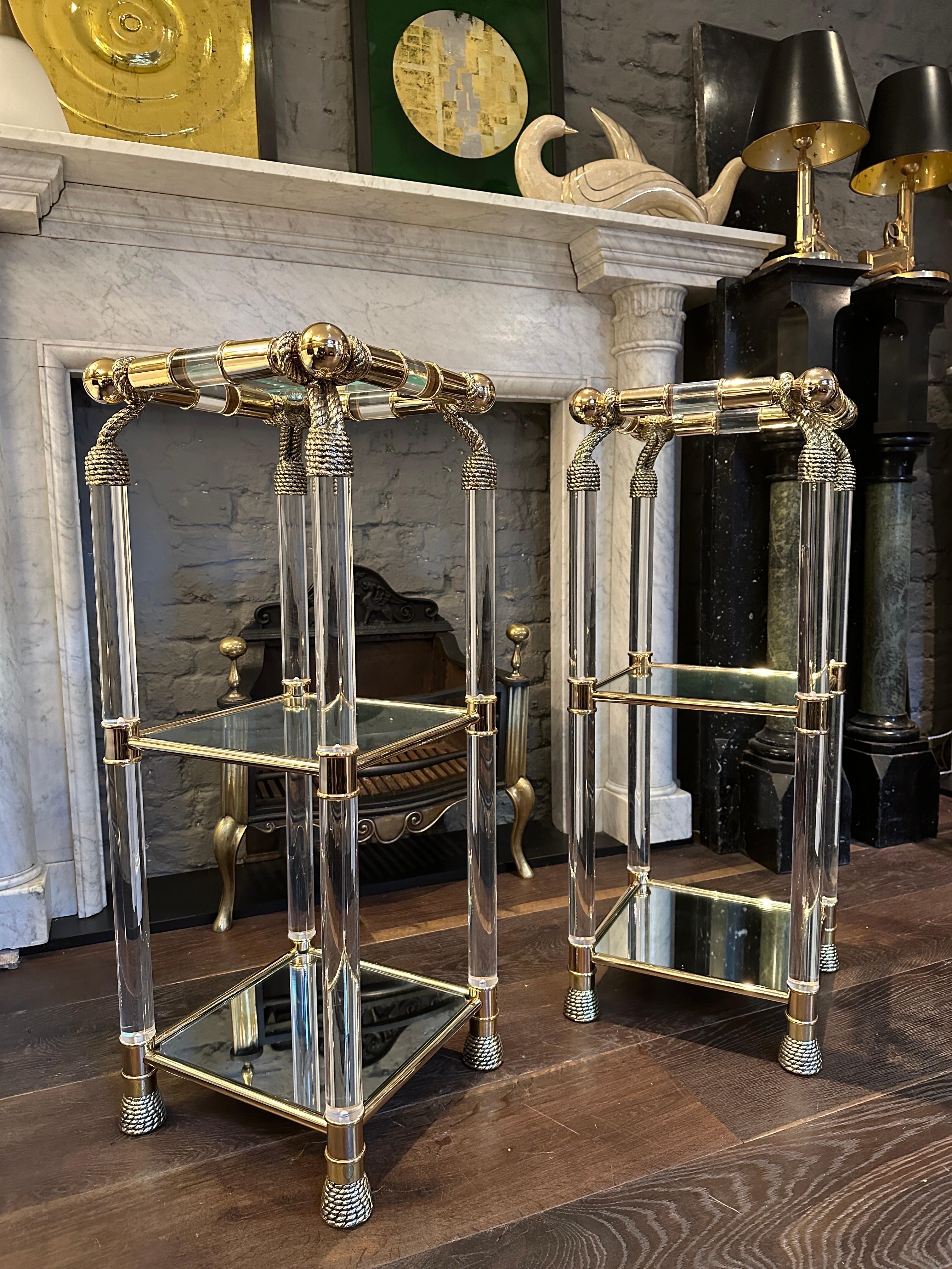 20th Century A Pair Of Brass And Lucite Etageres/Side Tables By  Muebles Curvasa  For Sale