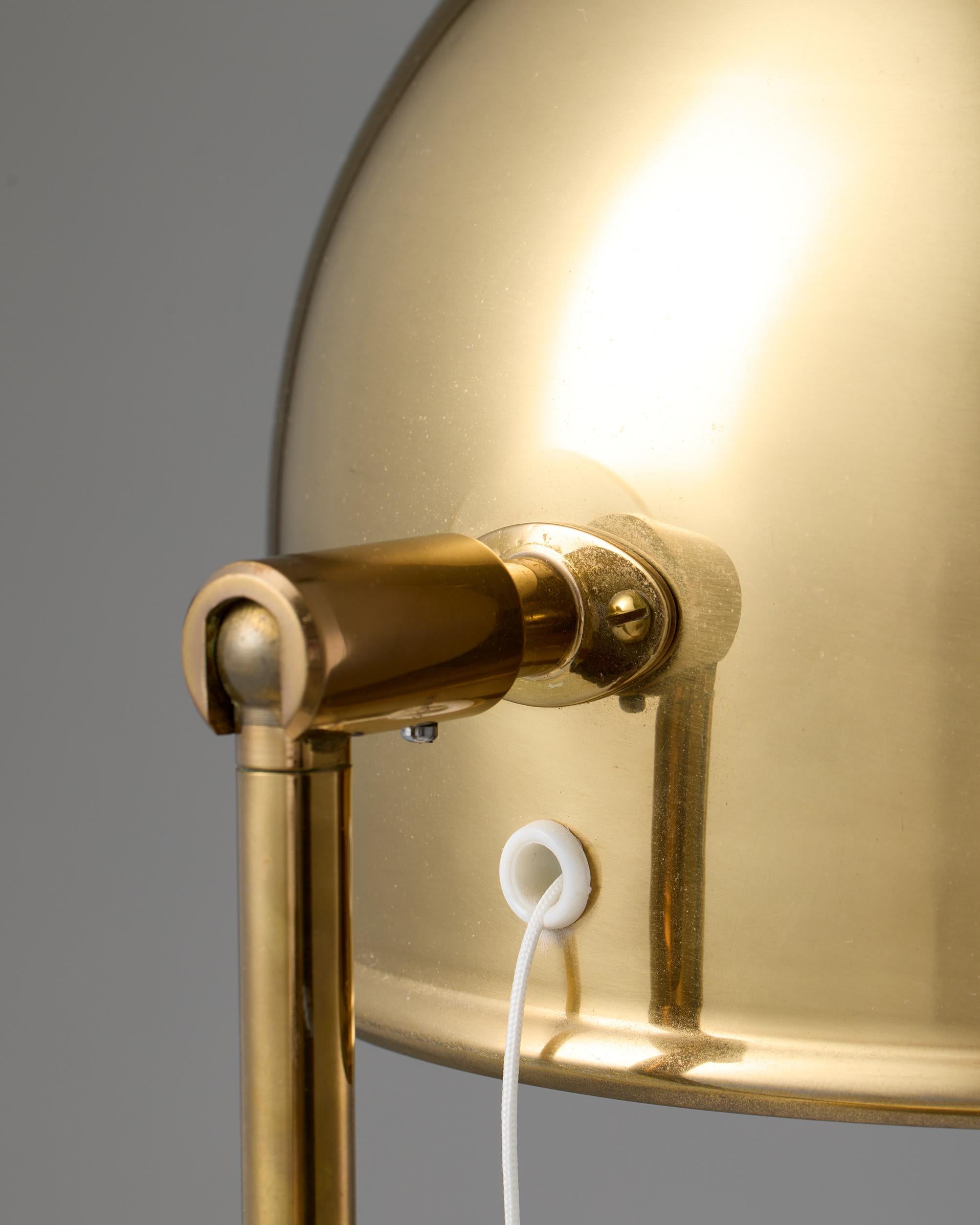 Paire de lampes de table en laiton, modèle 