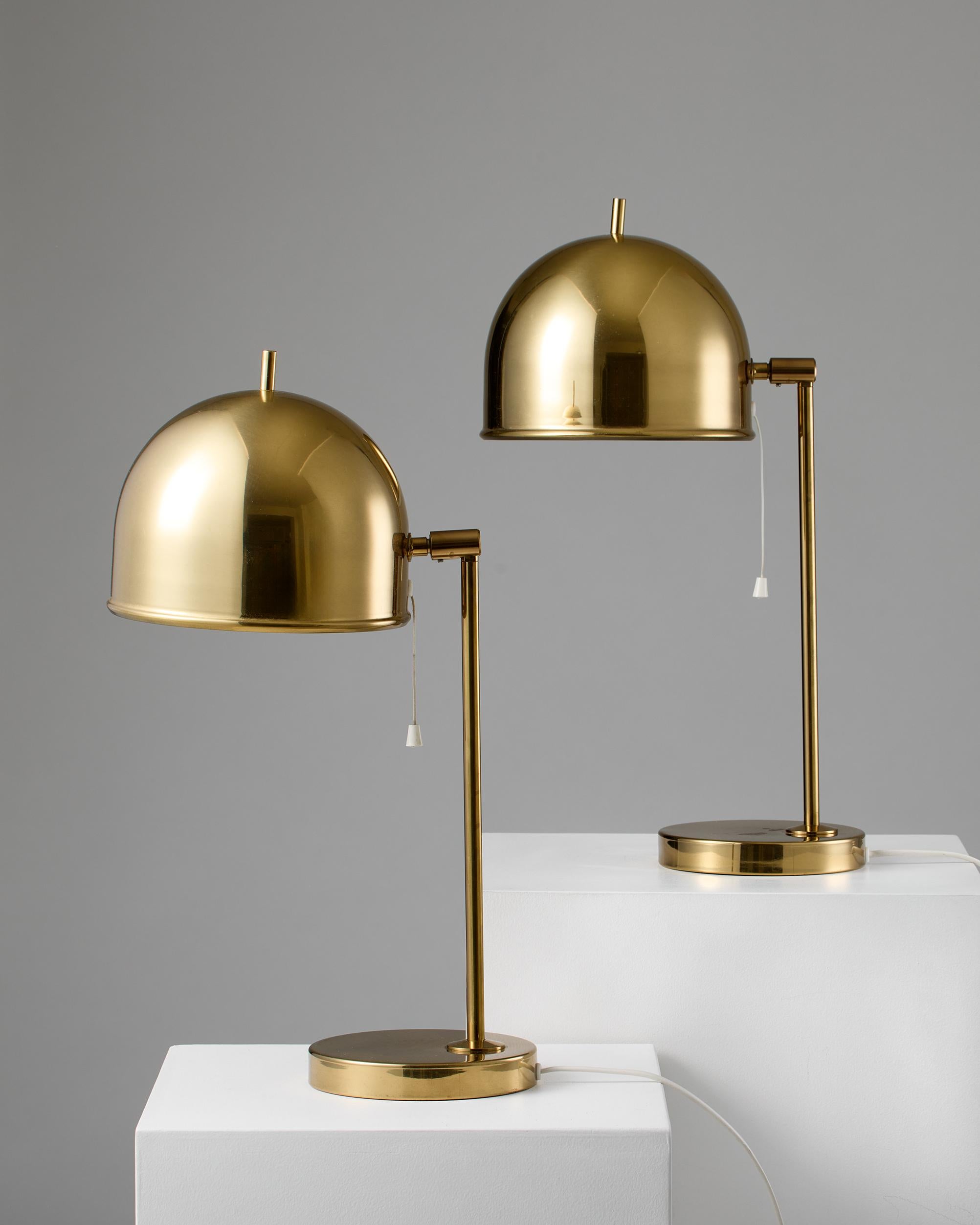 Scandinave moderne Paire de lampes de table en laiton, modèle 