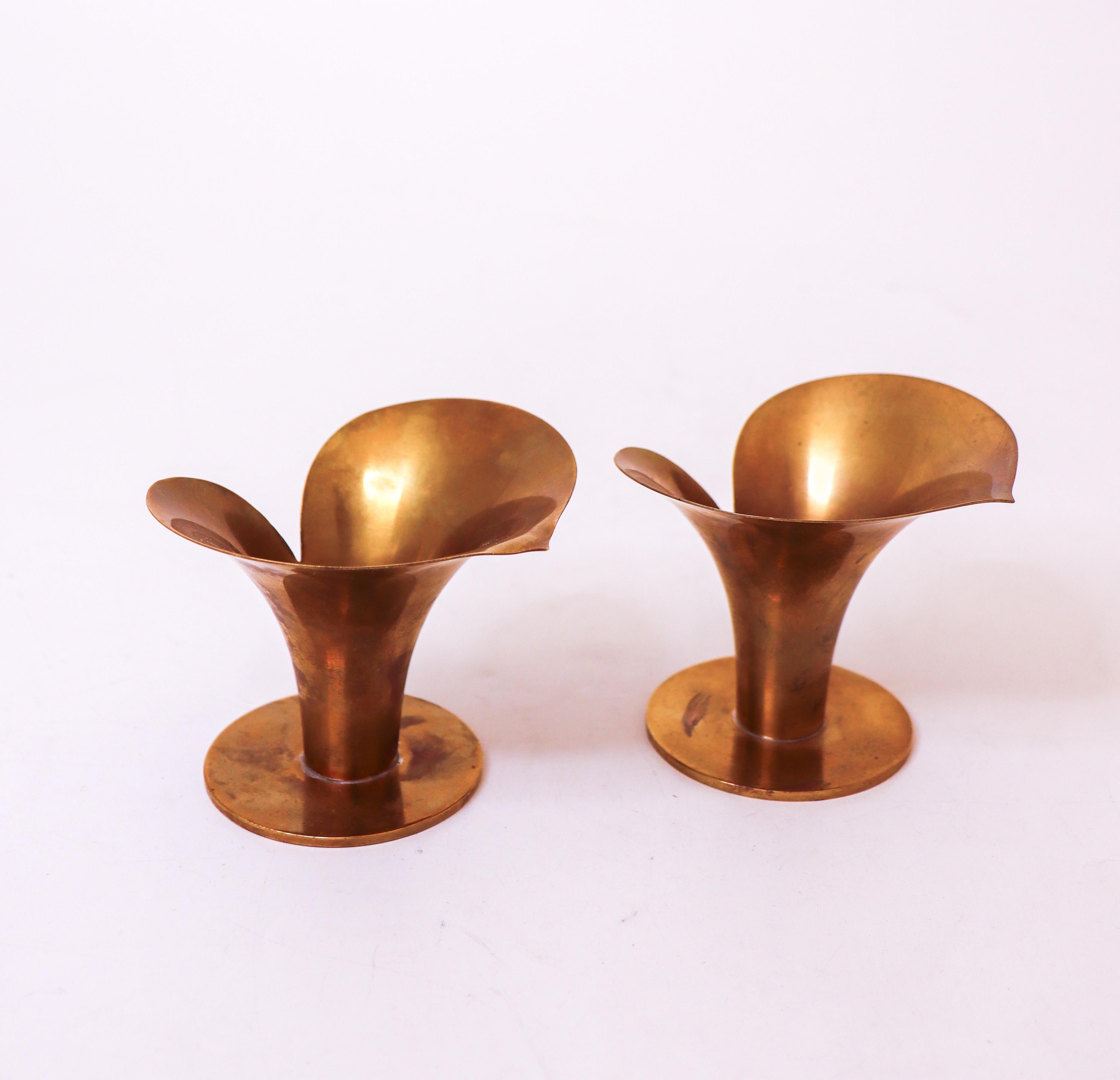 Ottone Coppia di vasi / candelieri in ottone - Carl-Einar Borgström Ystad-Metall - anni '30 in vendita