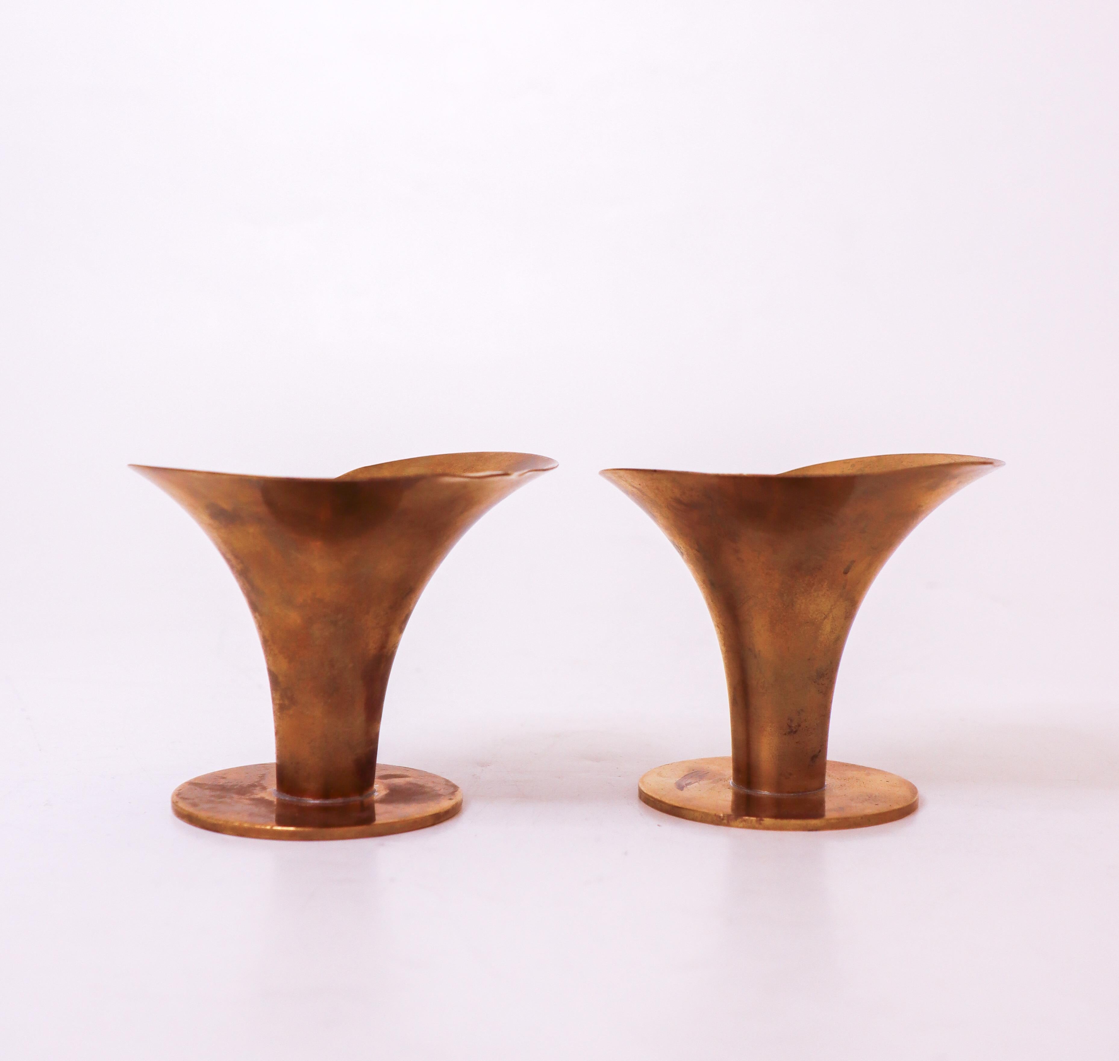 Coppia di vasi / candelieri in ottone - Carl-Einar Borgström Ystad-Metall - anni '30 in vendita 1