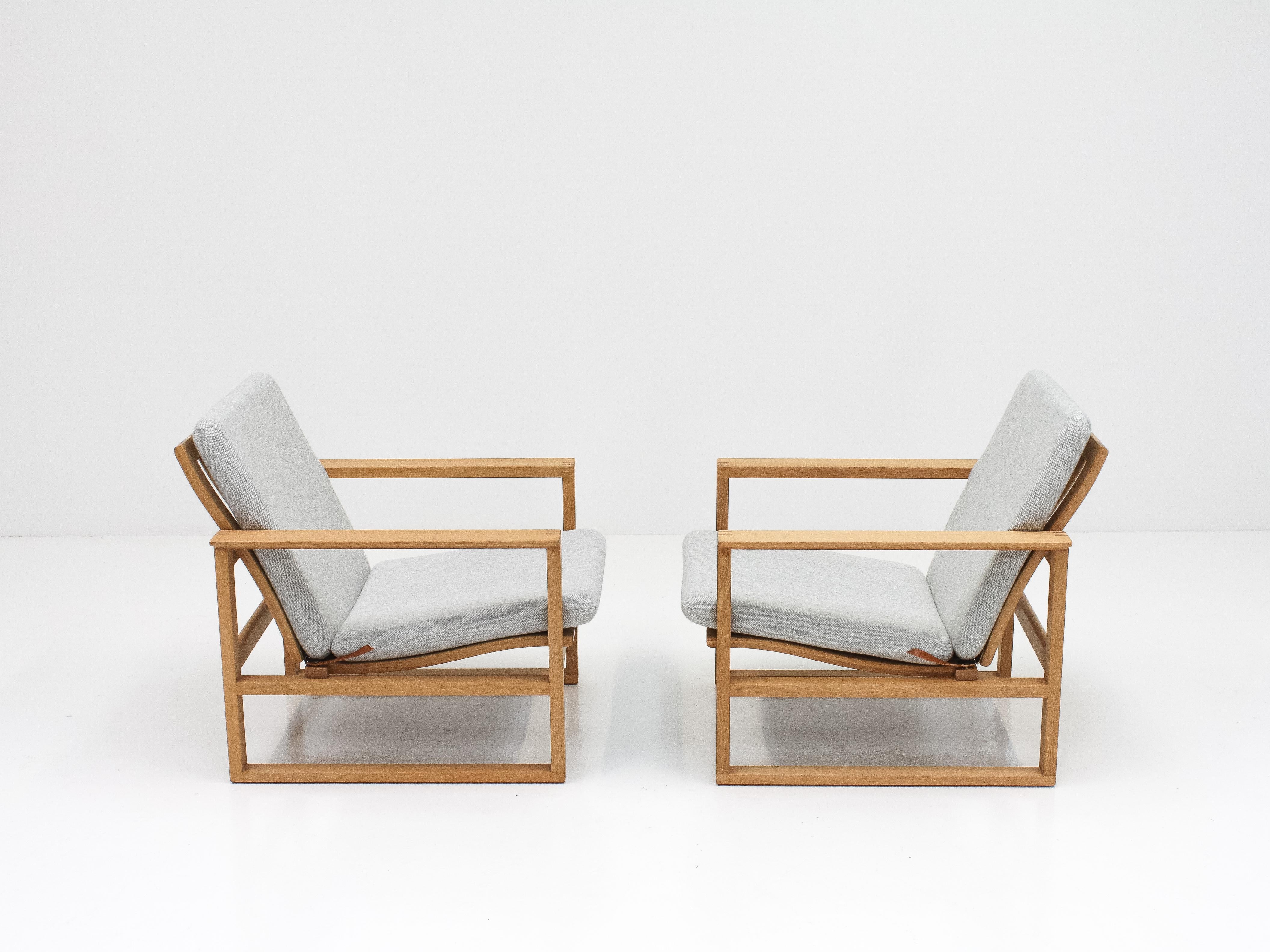 Danish Pair of Børge Mogensen 2256 Lounge Chairs, Fredericia, Denmark, 1956