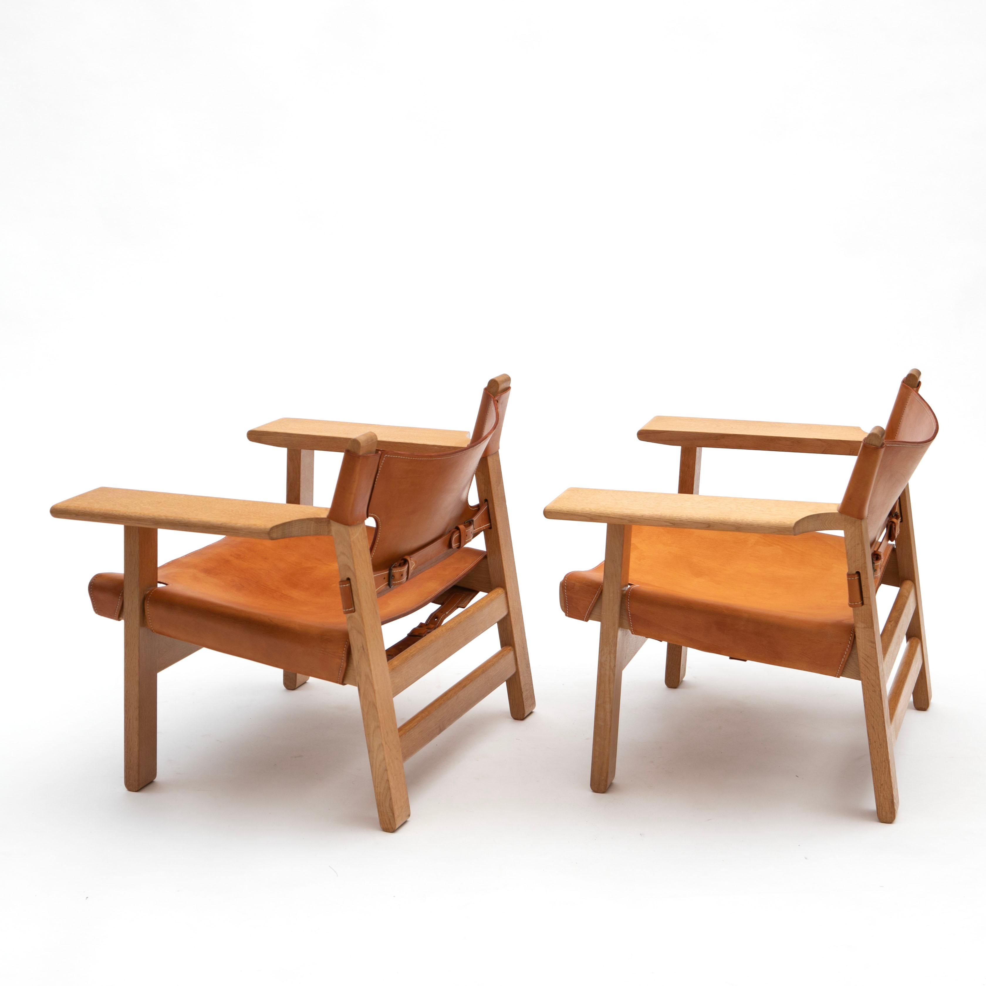 Danois Paire de chaises Børge Mogensen 'The Spanish Chair' en Oak et cuir Light Saddle en vente