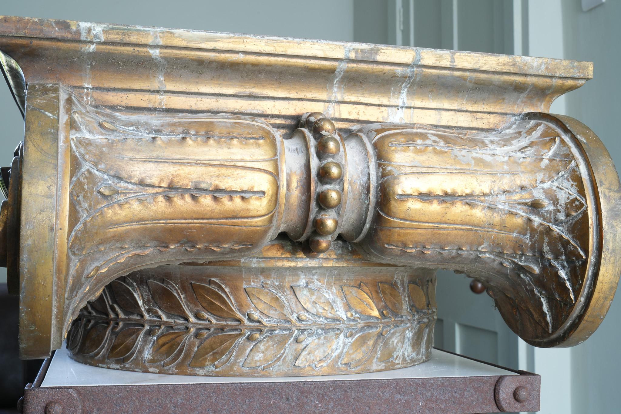 Ein Paar Komposit-Ordner Kapitelle aus Bronze des 19. Jahrhunderts im Angebot 10