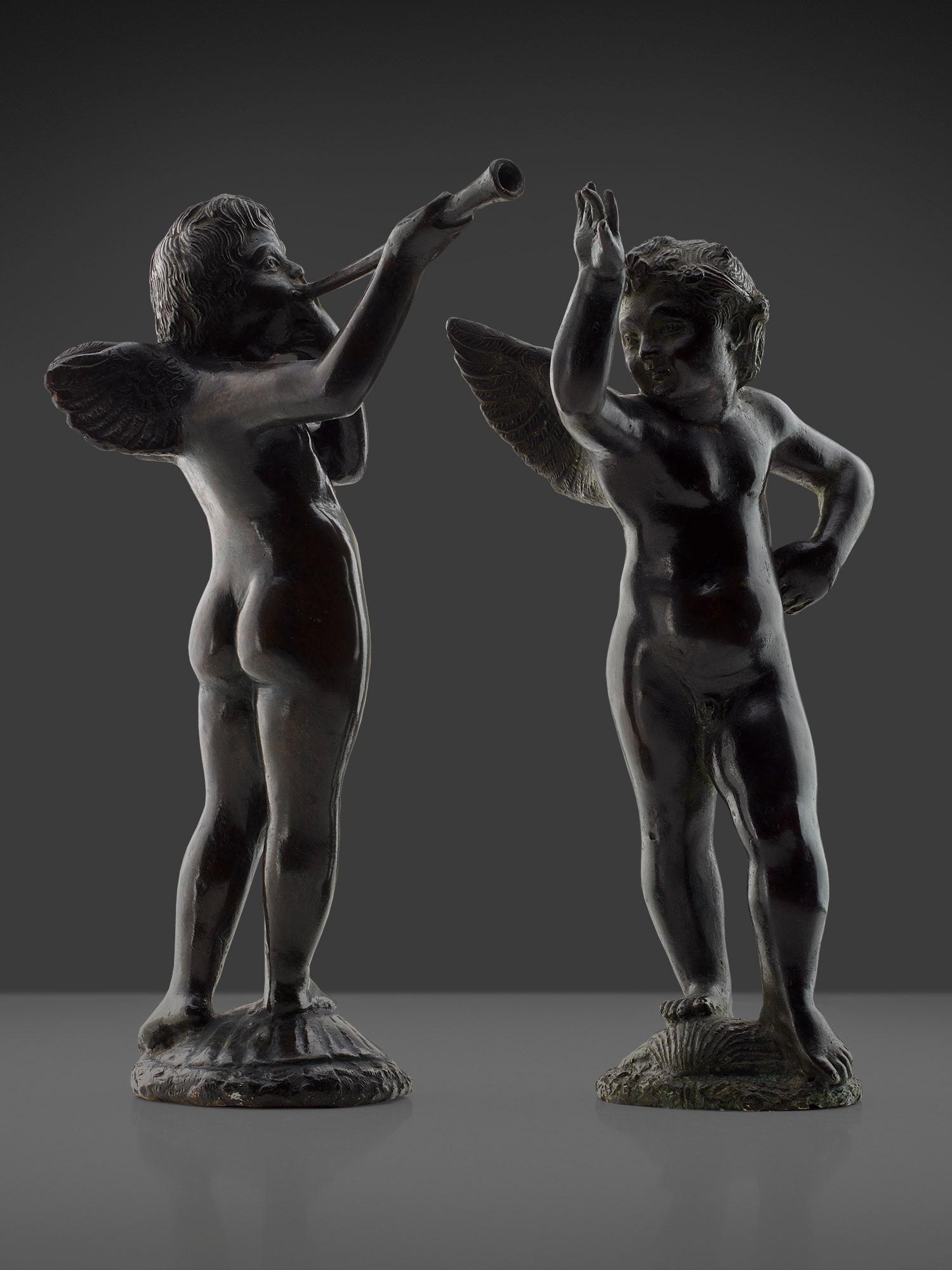 Bonze with a beautiful dark brown patina. The two enchanting statuettes are characteristic of the figural style of Niccolò Roccatagliata (1593).
sculptor Niccolò Roccatagliata (1593-1636), who was mainly active in Venice. Apart from larger