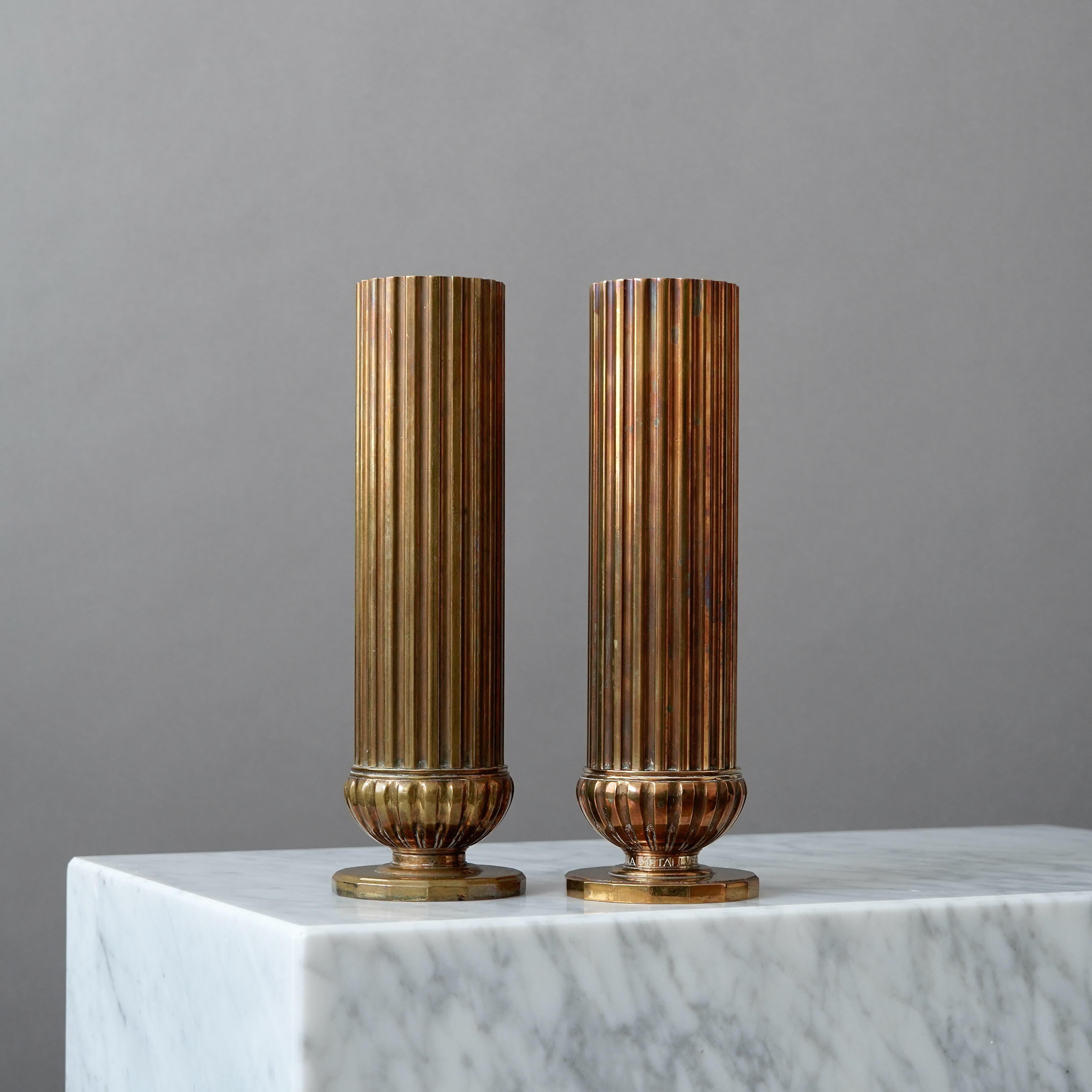 A pair of Bronze Art Deco Vases by SVM Handarbete, Sweden, 1930s For Sale 1