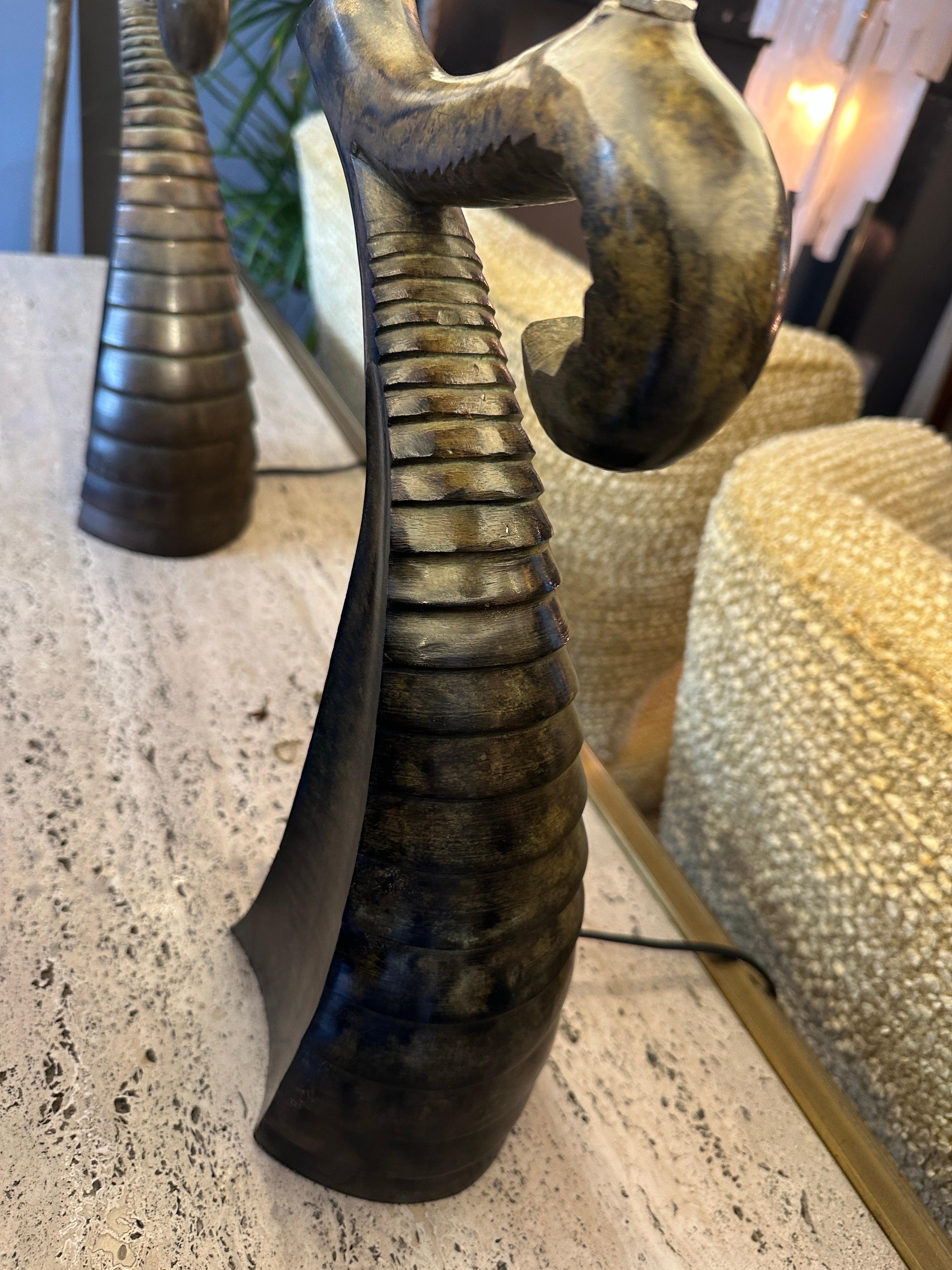 Pareja De Lámparas De Mesa De Bronce De Forma Orgánica siglo XX en venta
