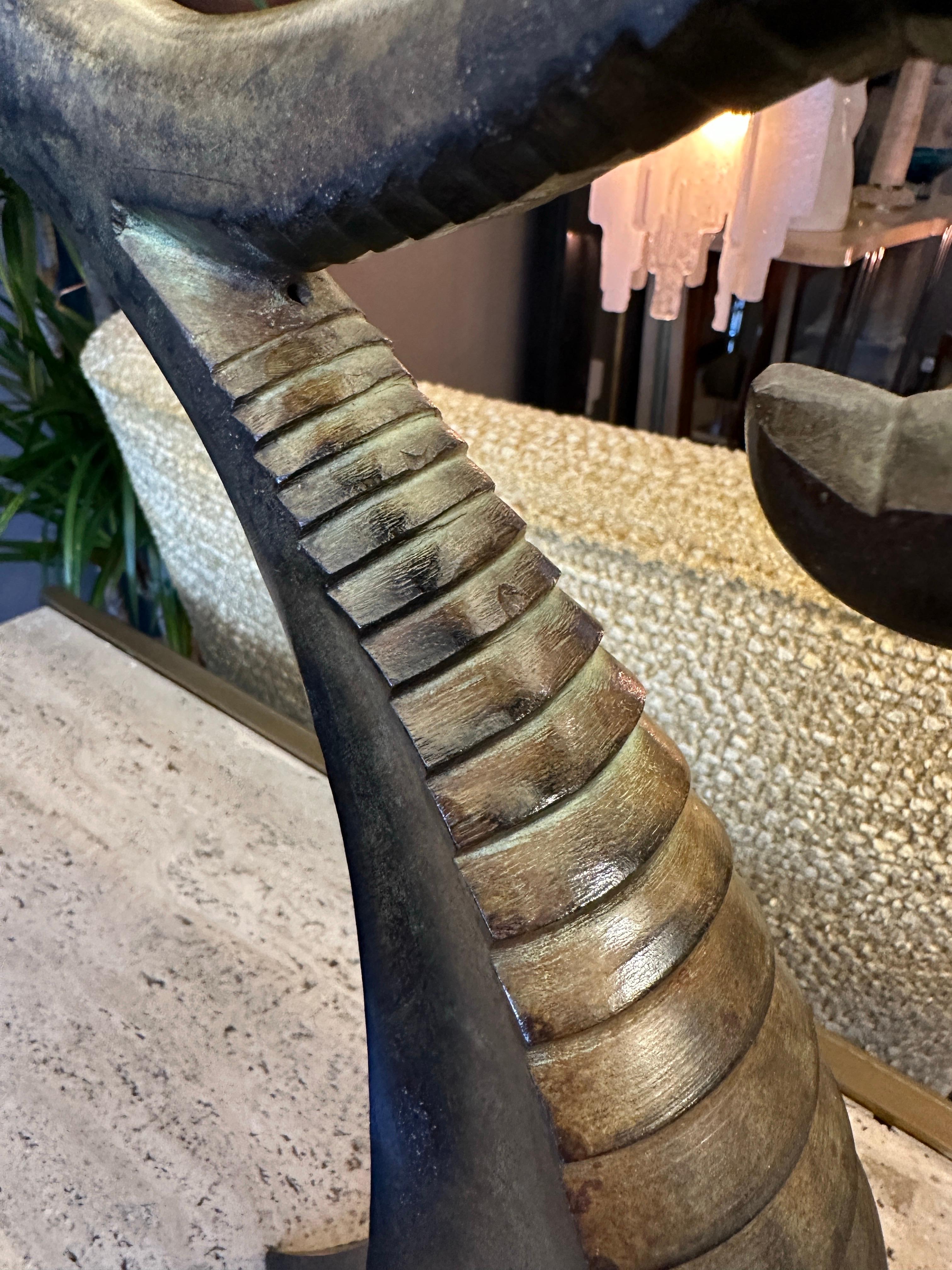 Pareja De Lámparas De Mesa De Bronce De Forma Orgánica en venta 2