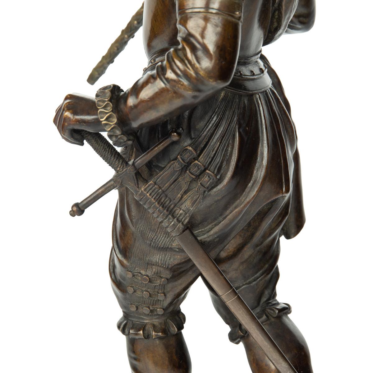 Pair of bronze standing figures of Spanish explorer & Conquistador Hernan Cortes In Good Condition For Sale In Lymington, Hampshire