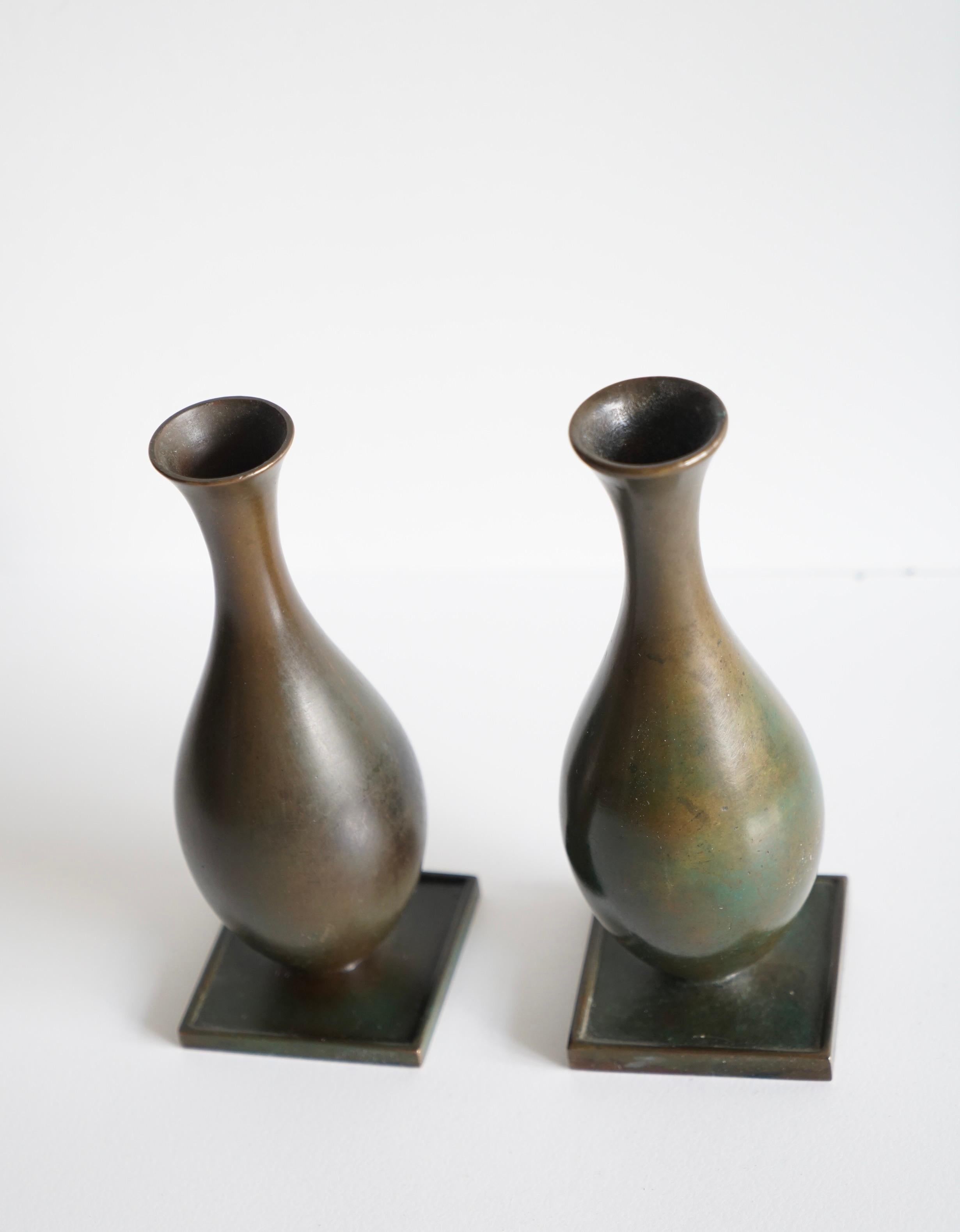 Coppia di vasi in bronzo di Just Andersen. In condizioni buone in vendita a Long Island City, NY