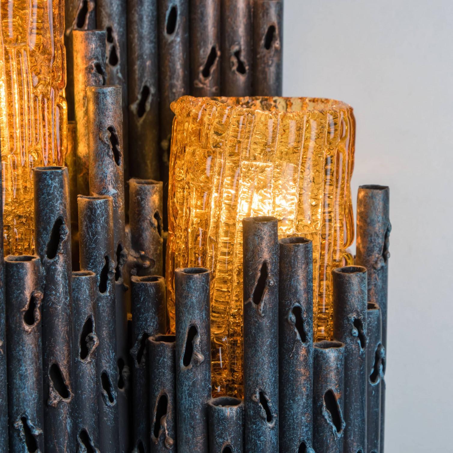 XX secolo Coppia di applique brutaliste di Tom Ahlström & Hans Ehrlich, Svezia in vendita