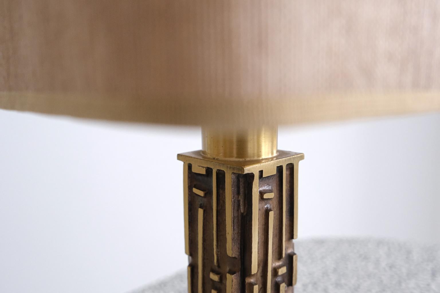 a pair of brutalistic brass table lamps by angelo brotto, italy, 1960s For Sale 5