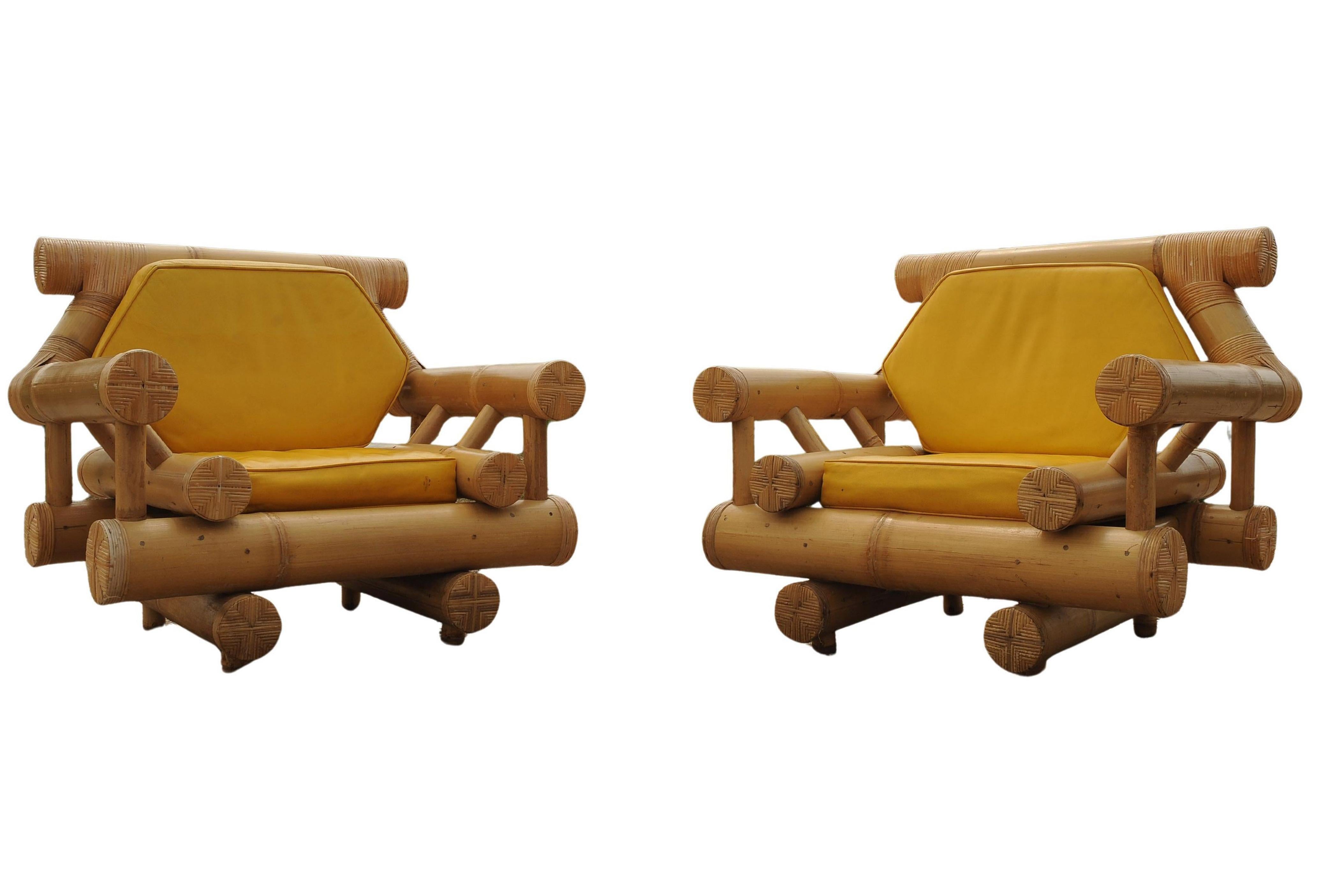 1970's Mid Century Modern Bamboo Lounge Chairs By Budji Layug For Bloomingdales (Moderne der Mitte des Jahrhunderts) im Angebot