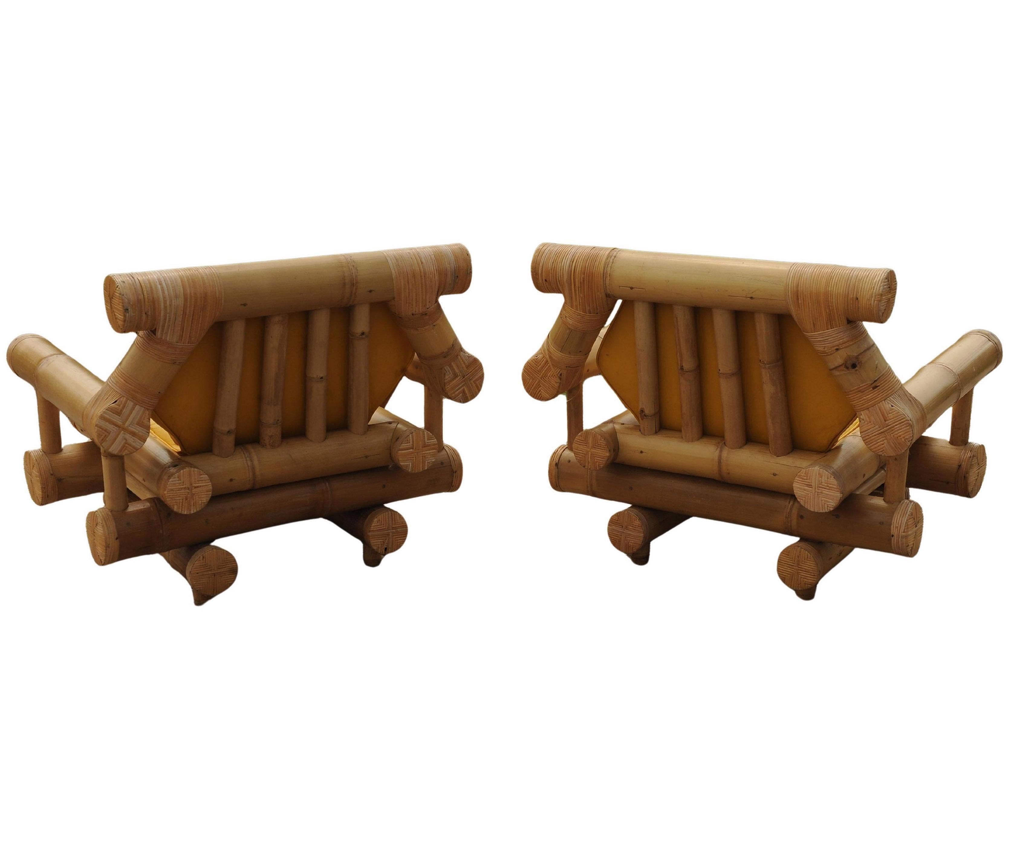 1970's Mid Century Modern Bamboo Lounge Chairs By Budji Layug For Bloomingdales im Angebot 1