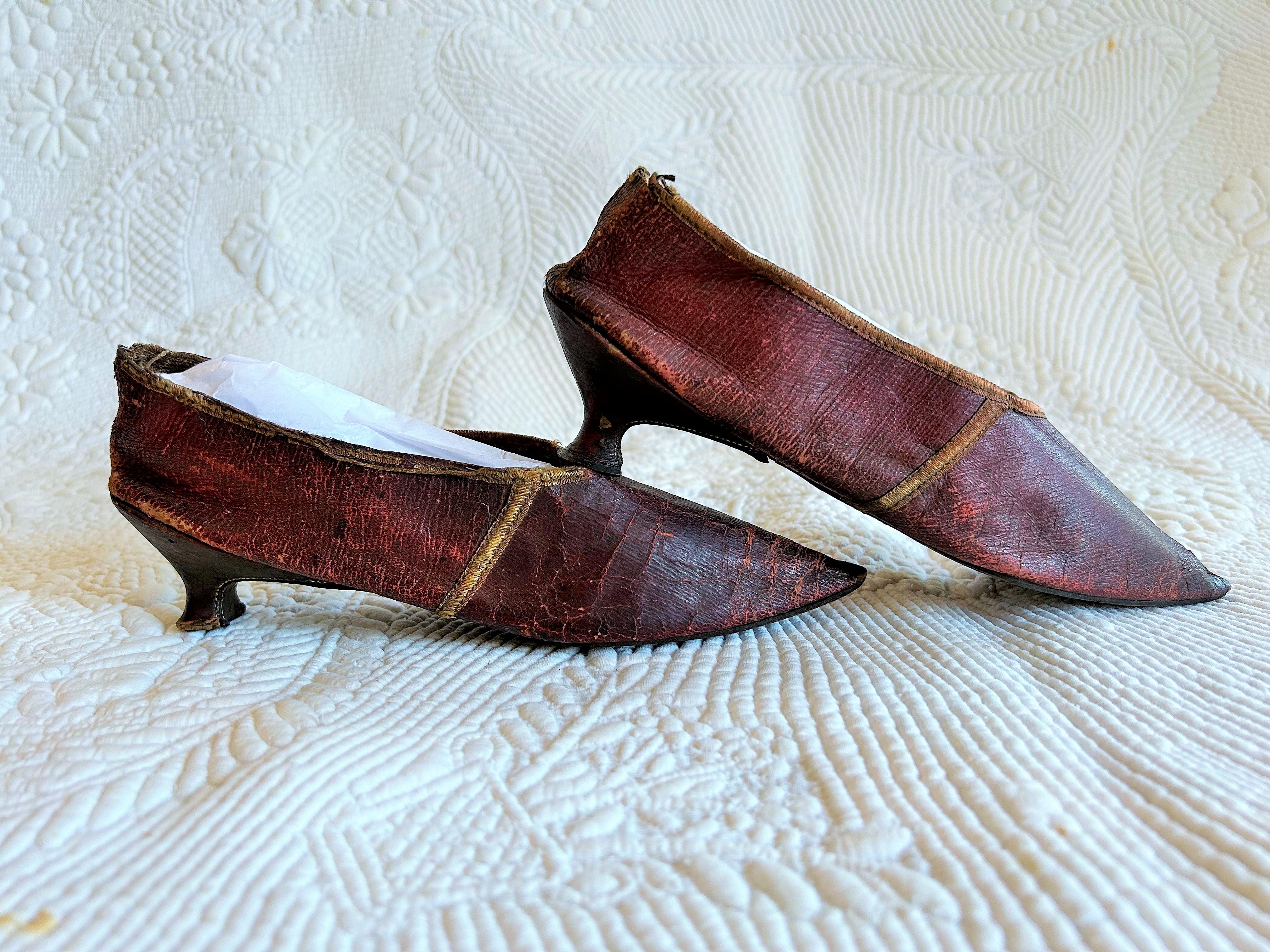 chaussures anciennes 1800