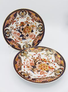 Pair of C. 1820 Imari Pattern Crown Derby Plates