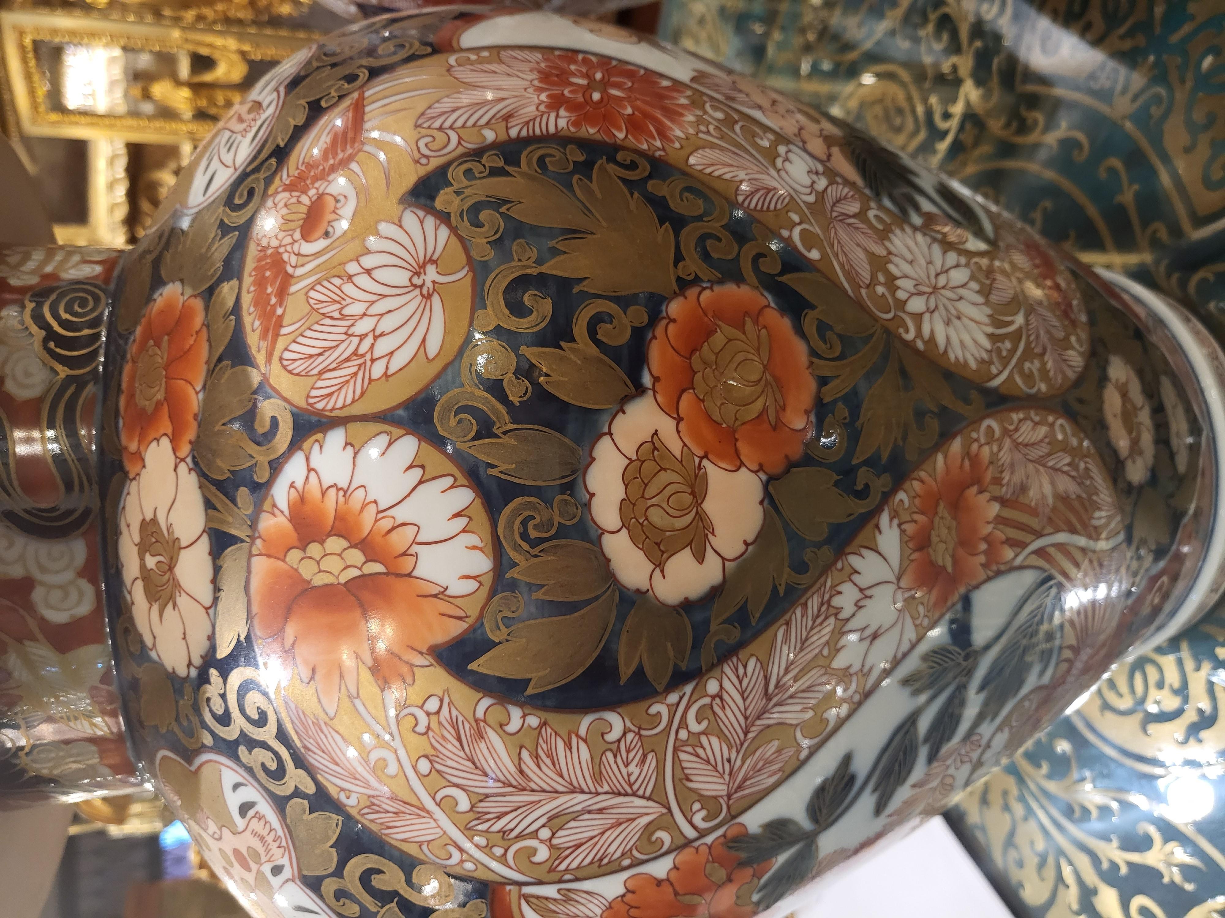 Unknown A Pair of C19th Japanese Imari Vases For Sale