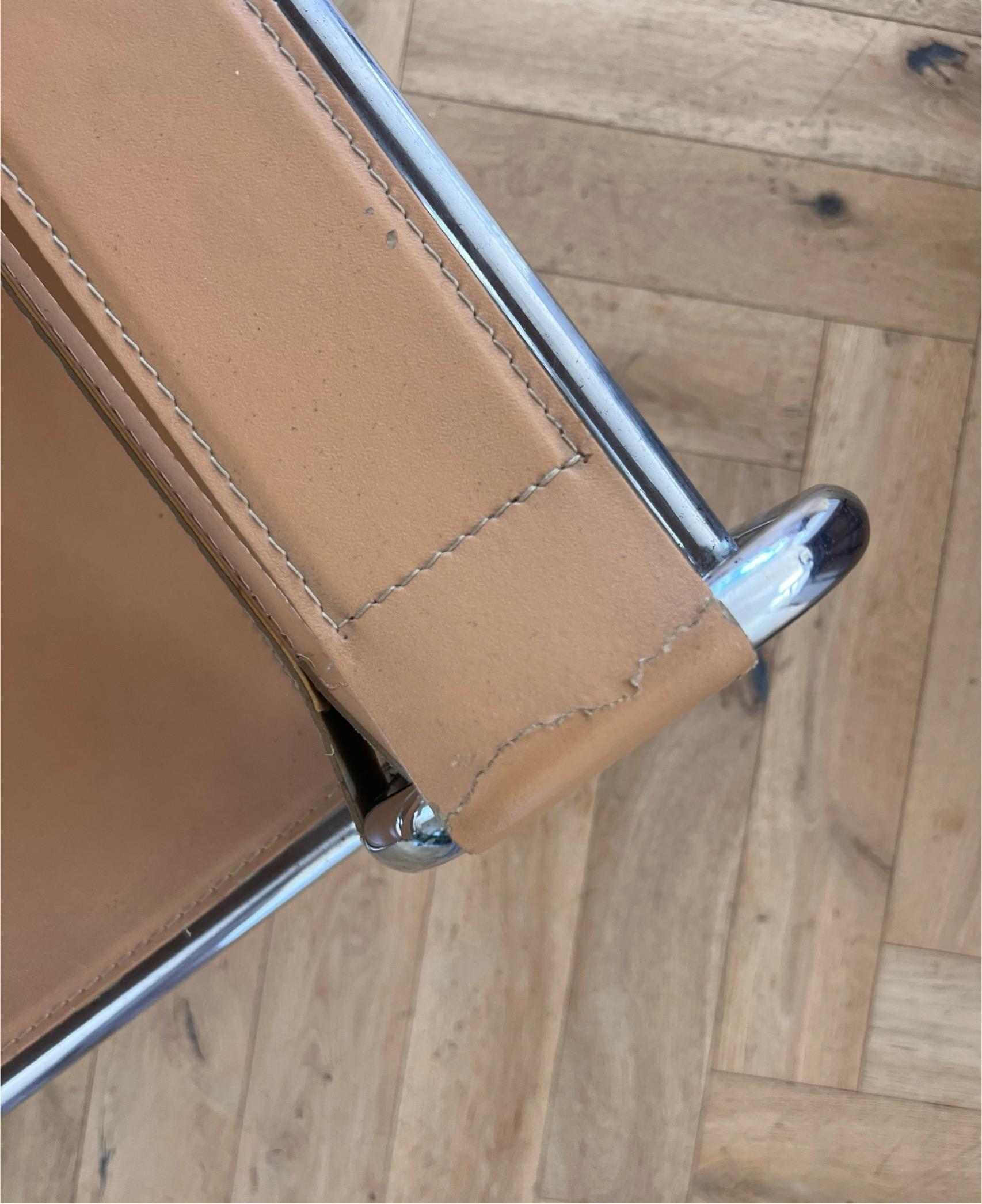 A pair of camel toned leather and chrome Wassily chairs by Marcel Breuer, 20th c 3