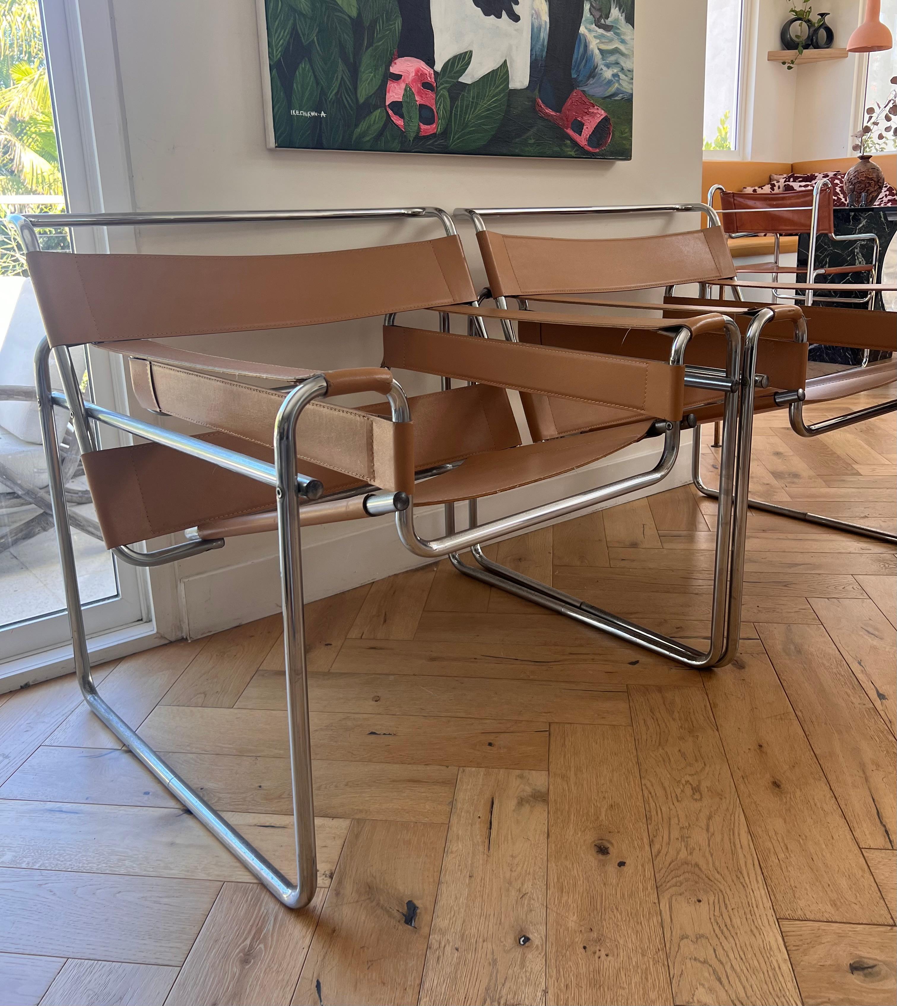 A pair of camel toned leather and chrome Wassily chairs by Marcel Breuer, 20th c 11