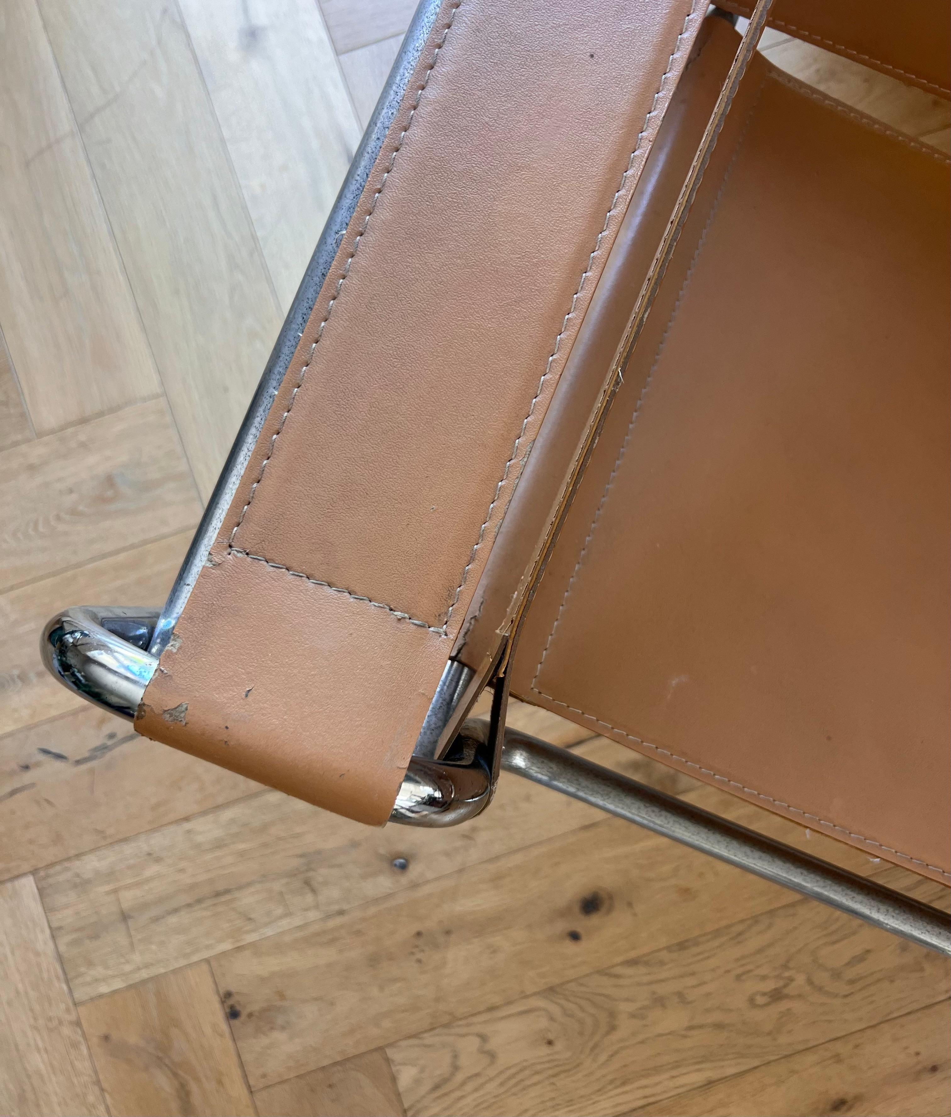 A pair of camel toned leather and chrome Wassily chairs by Marcel Breuer, 20th c 2