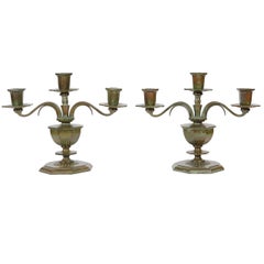 Paire de chandeliers en bronze:: par Sune Bäckström:: Suède:: années 1920-1930