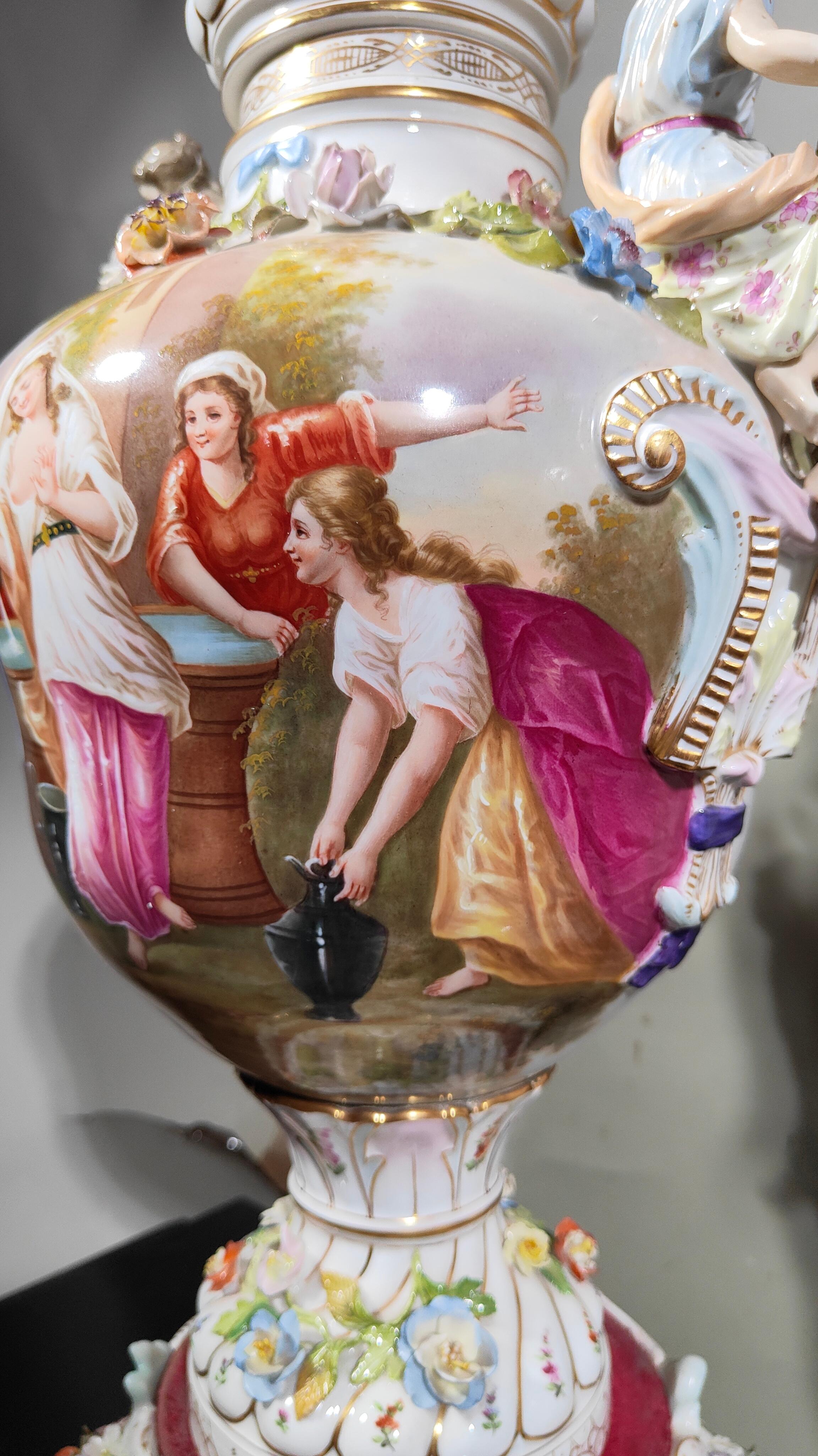 A Pair Of Carl Thieme  German porcelain Vases, Lids And Pedestals (potschappel) For Sale 4