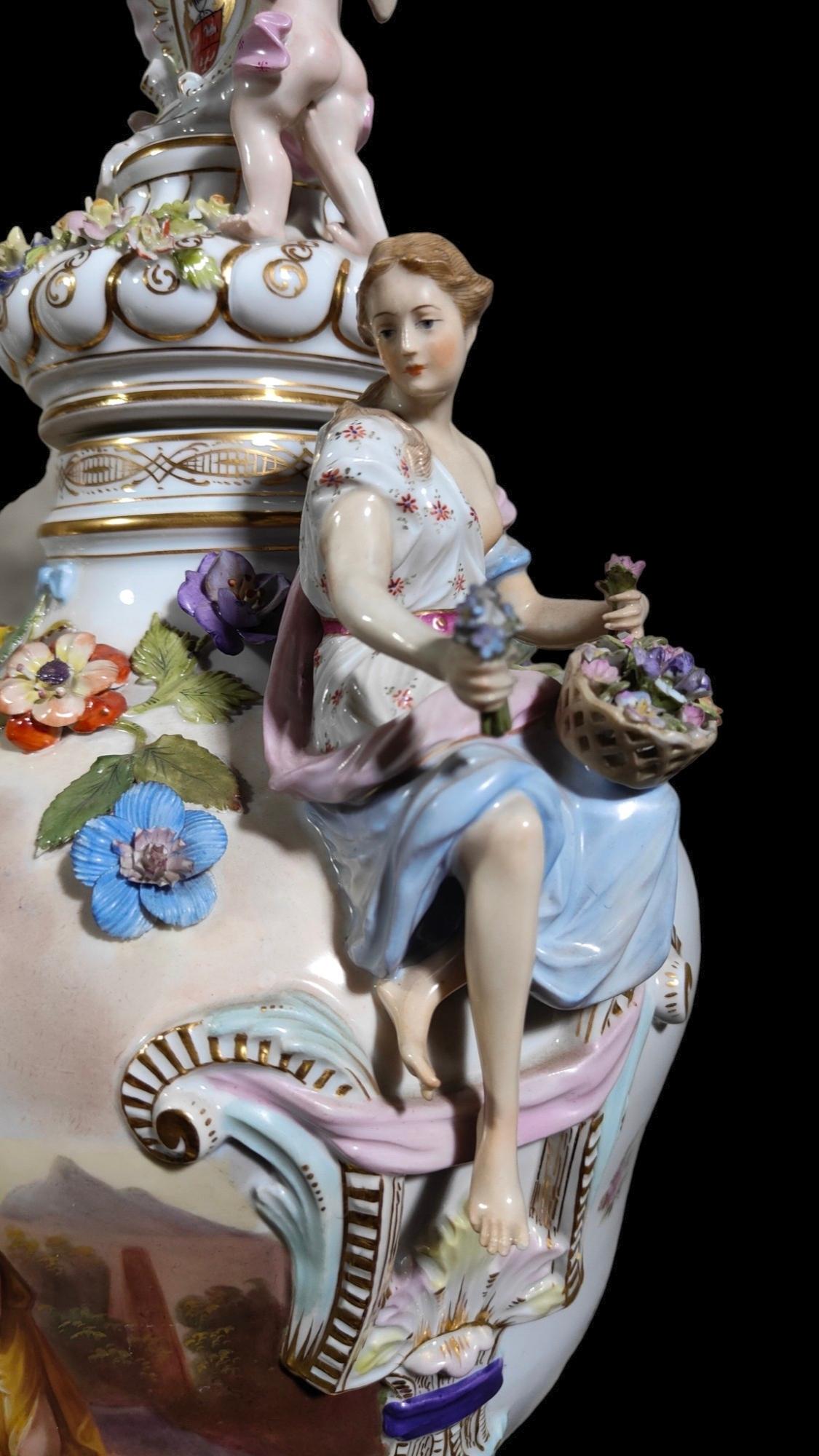 A Pair Of Carl Thieme  German porcelain Vases, Lids And Pedestals (potschappel) For Sale 5