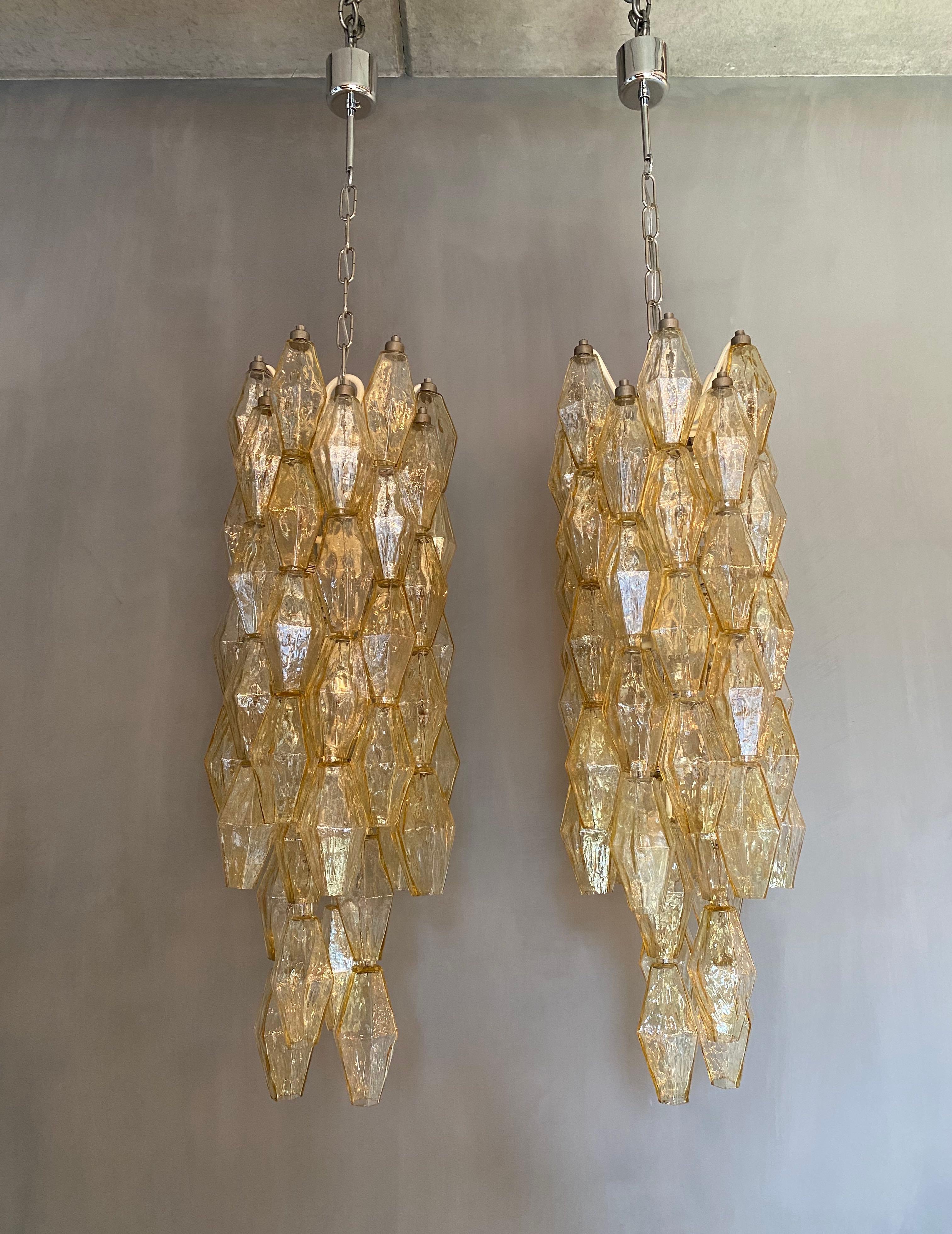 Lacquered A pair of Carlo Scarpa Murano chandeliers 'Poliedri' for Venini  For Sale