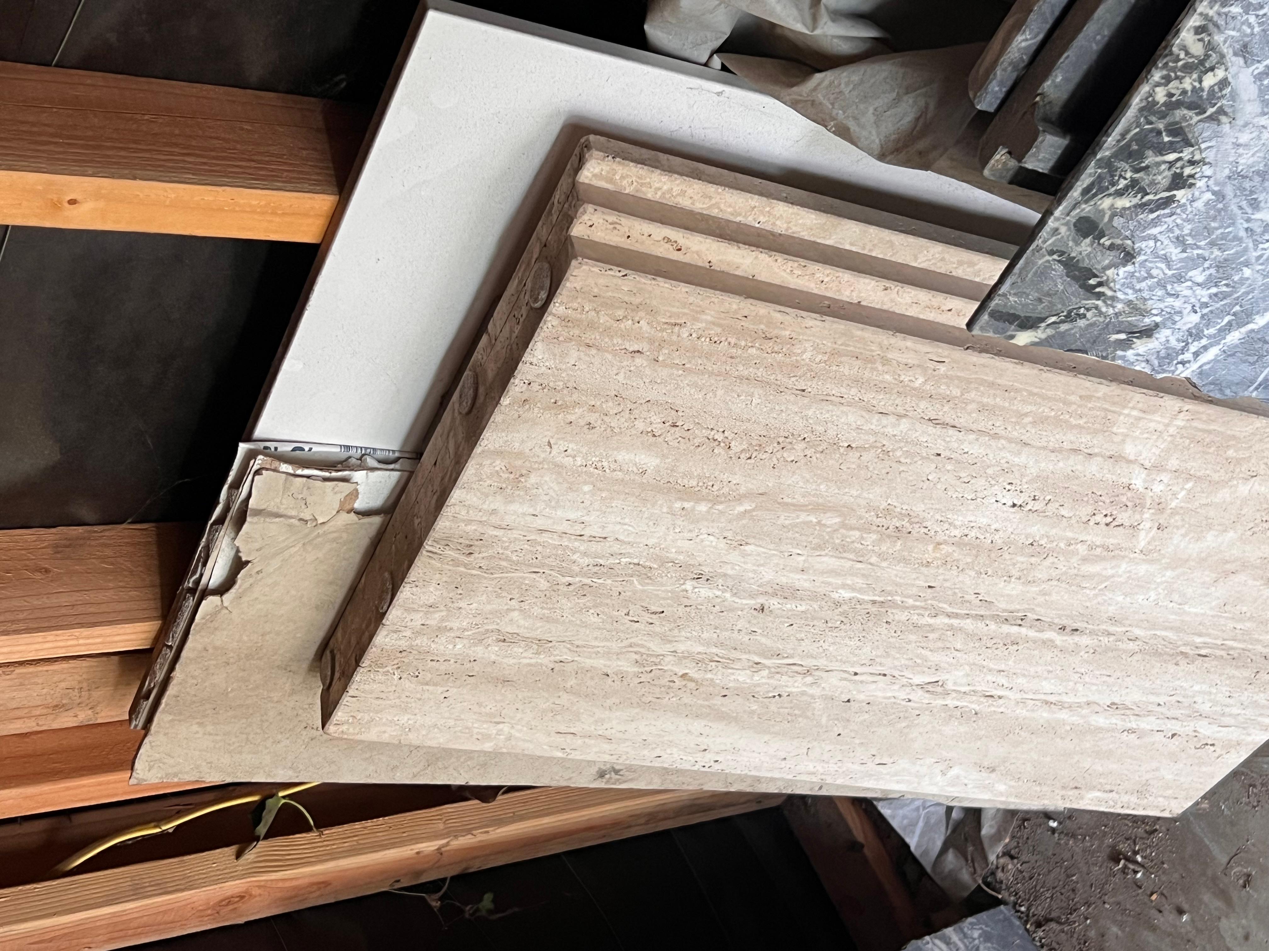 A pair of Carlo Scarpa style vintage Italian travertine slabs, 20th century For Sale 6