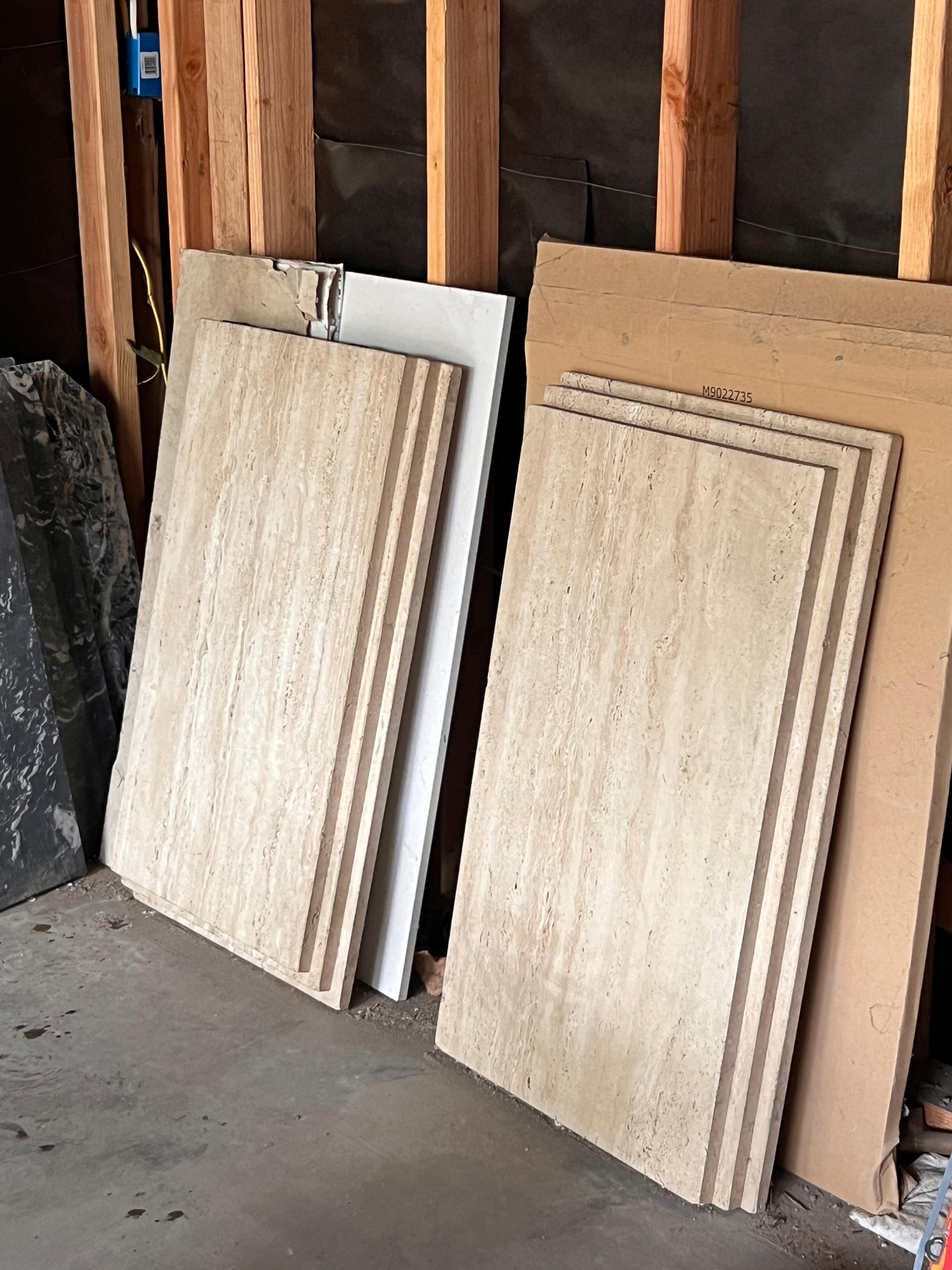 A pair of Carlo Scarpa style vintage Italian travertine slabs, 20th century For Sale 7